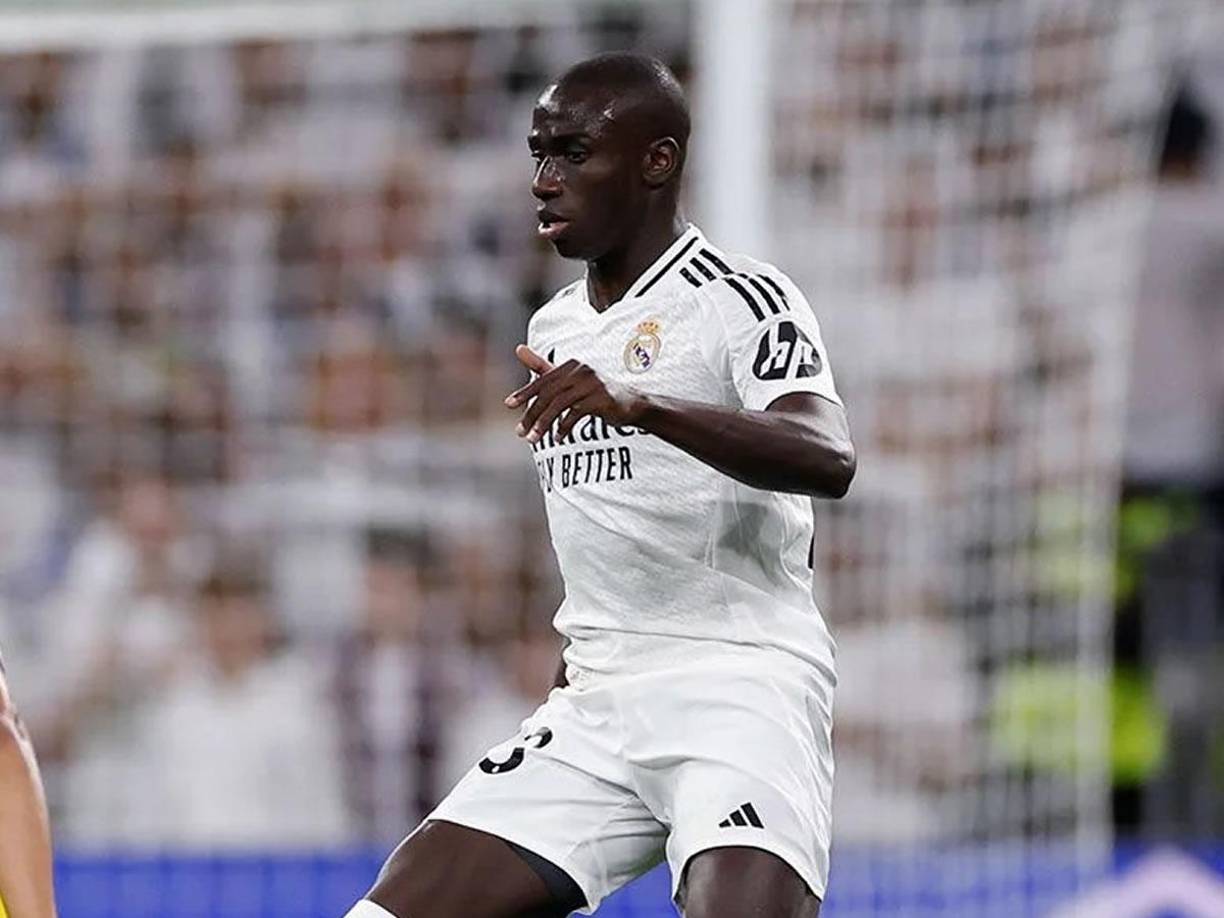 Lateral izquierdo: Ferland Mendy. El francés, también titular a mitad de semana, tendrá la difícil tarea de frenar a Lamine Yamal.