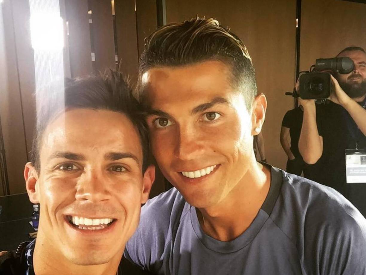 No es para nada un secreto que Edu es un ferviente defensor del astro portugués Cristiano Ronaldo. Aguirre se ha ganado la confianza de uno de los mejores futbolistas de la historia.