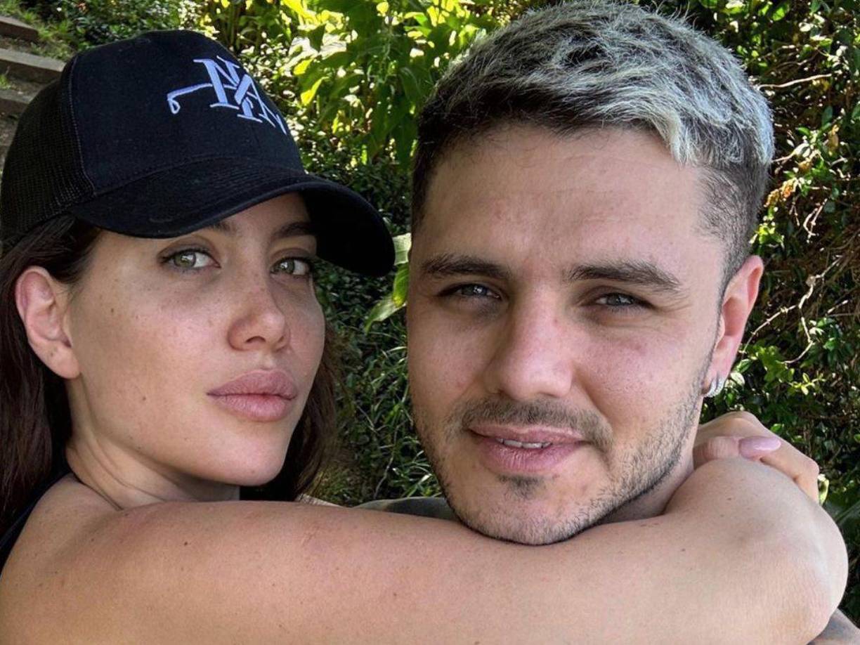 Wanda rompió su matrimonio con Maxi, con quien tenía tres hijos, para irse con su compañero de equipo por aquel entonces, un joven Mauro Icardi.