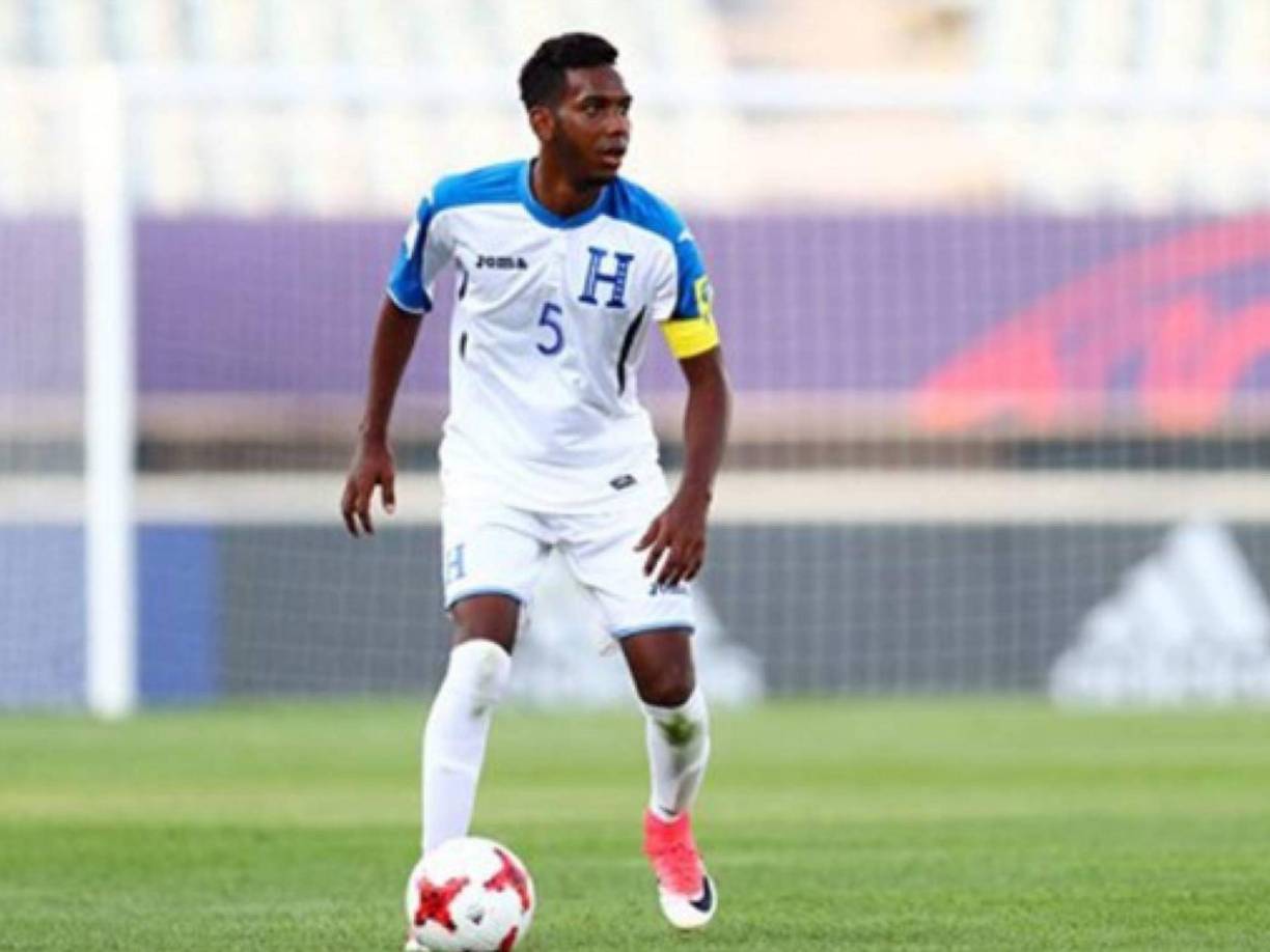 Dylan Andrade es mundialista hondureño ya que disputó las Copas del Mundo con Honduras en las categorías Sub-17 y Sub-20.