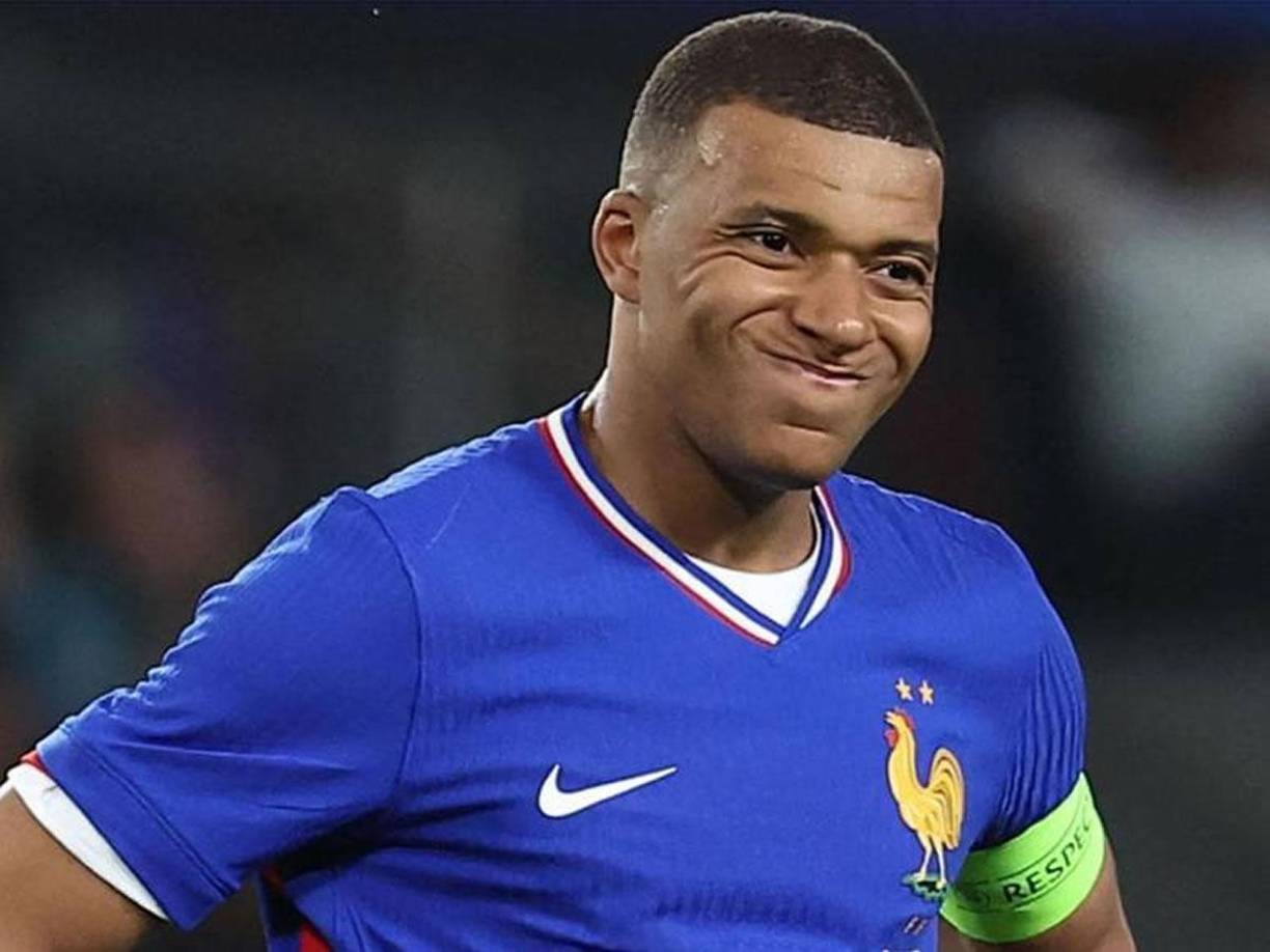 Los medios de Francia como Le Parisien o L’Equipe se temen que esto termine afectando su futuro en el combinado. 2026, cada vez más cerca. “La prensa se pregunta que tanto tiene que ver dicha causa con la ausencia de Mbappé”, revela BolaVip Argentina.