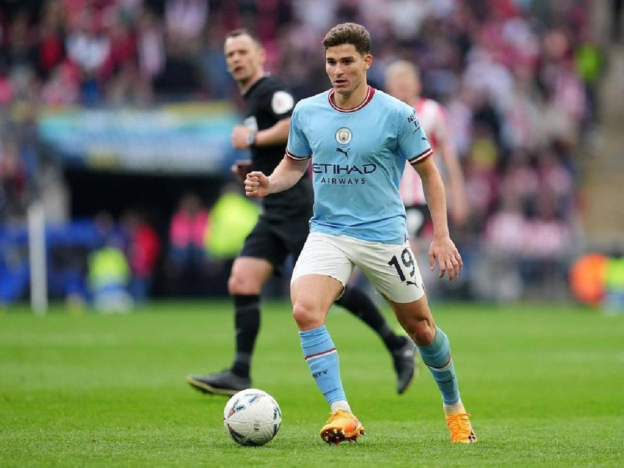 Pep Guardiola sobre la salida de Julián Álvarez: “Cuando se quieren ir es porque no son felices...”, comentó el DT del Manchester City a ‘ESPN’.