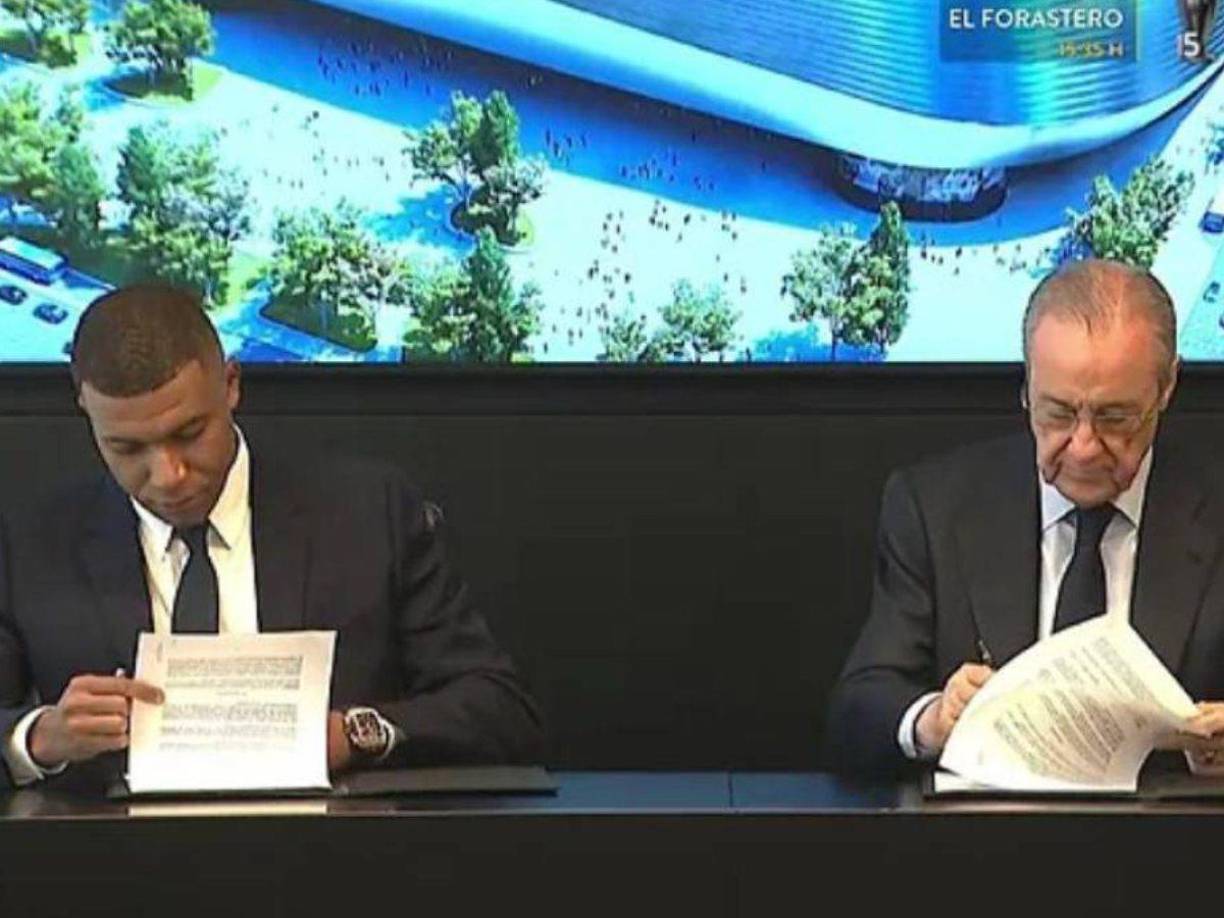 Uno de los días más esperados en los últimos años para el Real Madrid se hizo realidad este martes. Siete años después del primer acercamiento para hacerse con sus servicios y tras cinco intentos, Mbappé ya es ‘Real’.