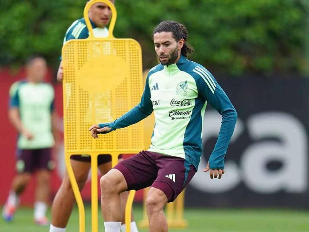 César Huerta fue convocado por el seleccionador Javier Aguirre para el Honduras vs México y el jugador mexicano estará arribando a San Pedro Sula este miércoles 13 de noviembre. 