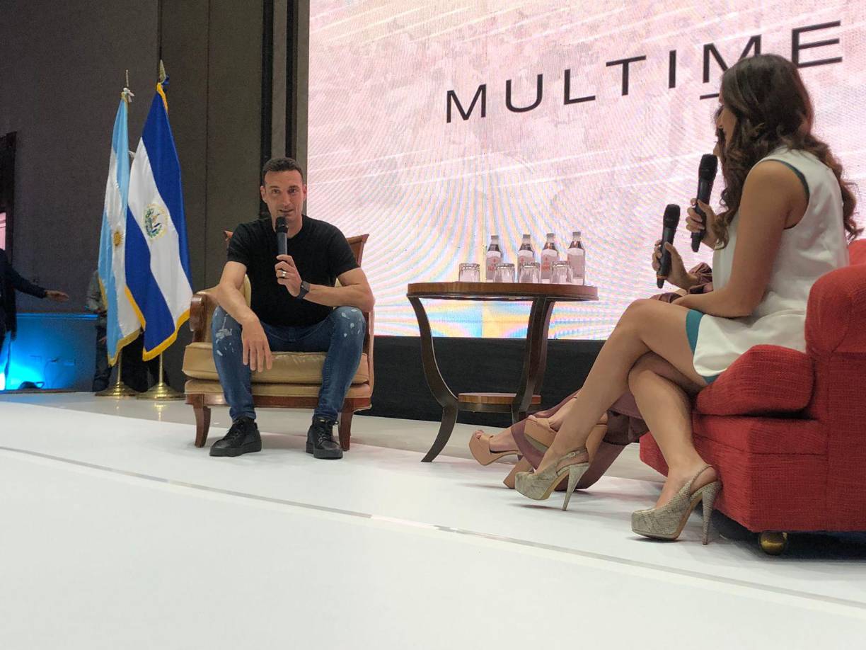 Scaloni confesó que tuvo la oportunidad de probar las Pupusas en El Salvador:<b> “Me encantaron las Pupusas sobre todo con mucho queso”, señaló..</b>