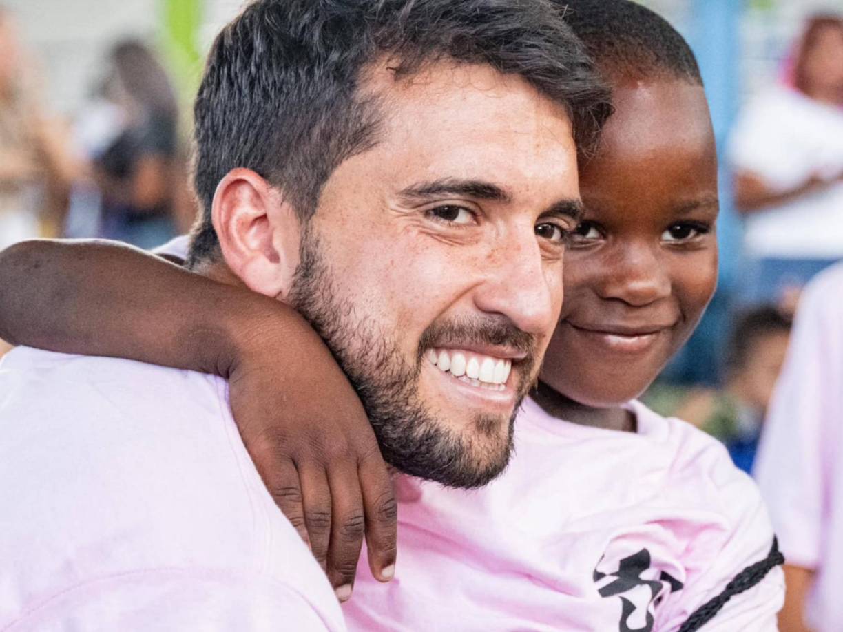 La clínica buscó fomentar el trabajo en equipo, el espíritu deportivo y el intercambio cultural, mientras que los participantes se beneficiaron del conocimiento y la experiencia de los entrenadores de la Academia Inter Miami CF.