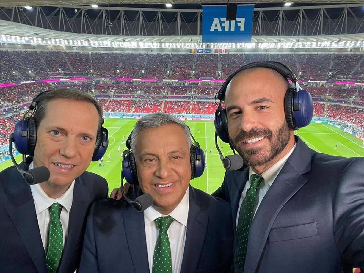 “Me reincorporé a las narraciones para TUDN desde enero y eso me ha hecho muy feliz. Solo quería platicarles para que si me ven por ahí, ya sea en el trabajo o en la calle, sepan que estoy bien, que estoy sanando con mucha fe y luchando con todo mi ser”, indicó Paco Villa.