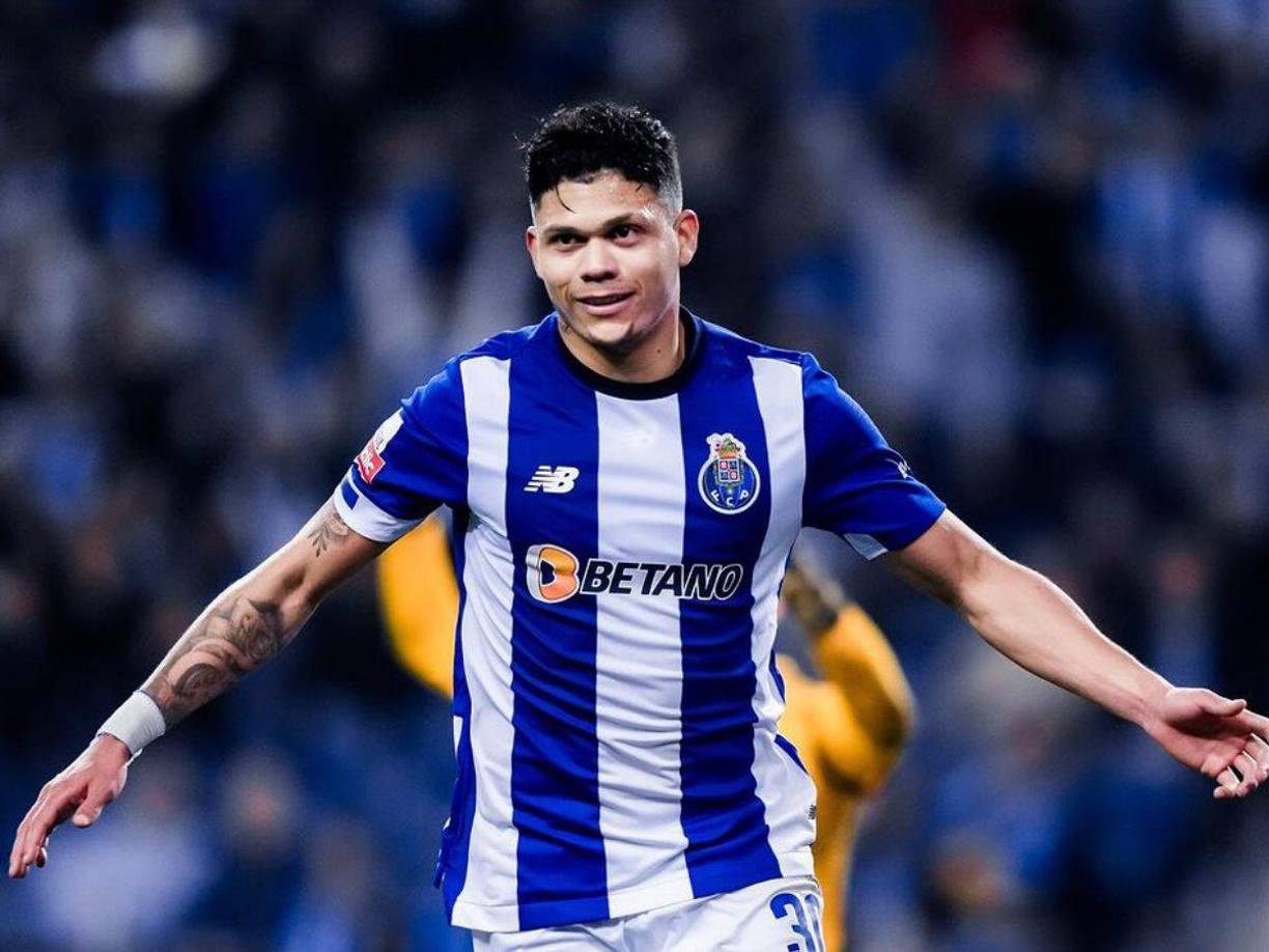 El Porto rechazó una oferta del Bournemouth por Evanilson.