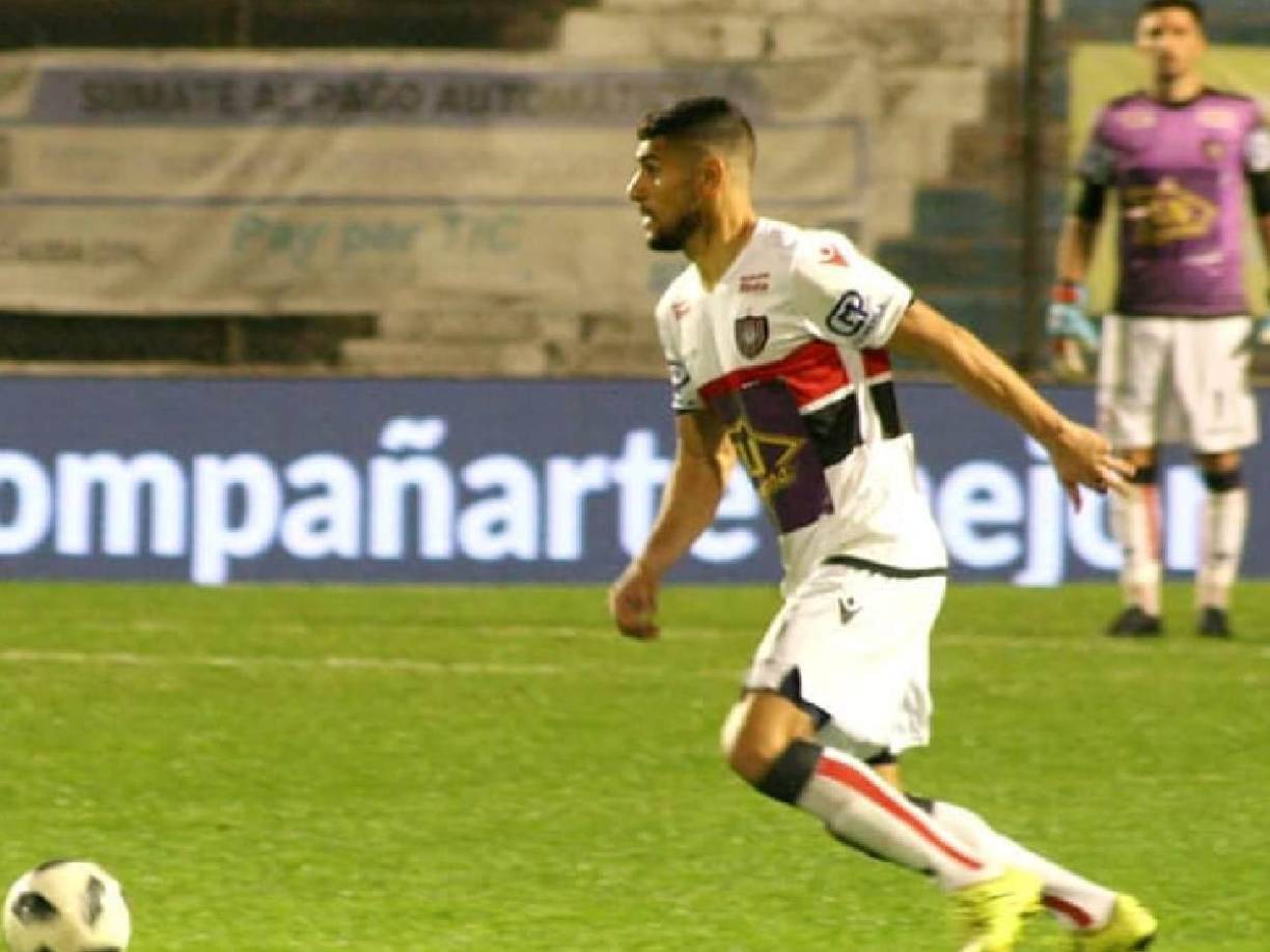 Real España también tiene un acuerdo verbal con el defensor argentino, Gastón Martínez. Solo haría falta la firma para oficializar el traspaso.