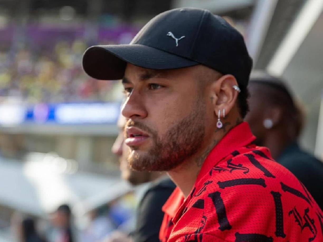 Y en medio de esos rumores, el brasileño sorprendió al postear las primeras imágenes de su tercera hija.