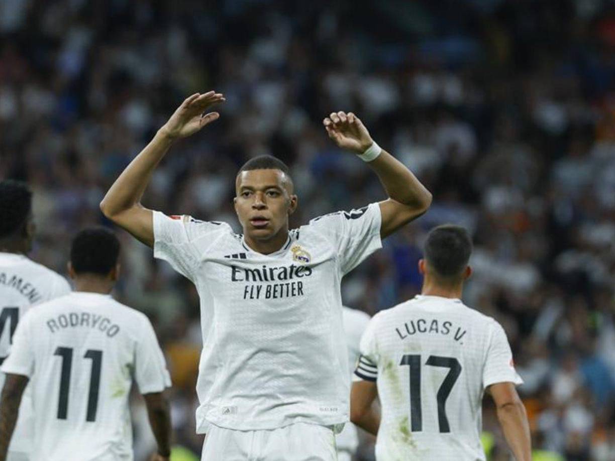 A los 40 minutos del primer minuto, Kylian Mbappé se lució al marcar un golazo en el Real Madrid vs Deportivo Alavés. 