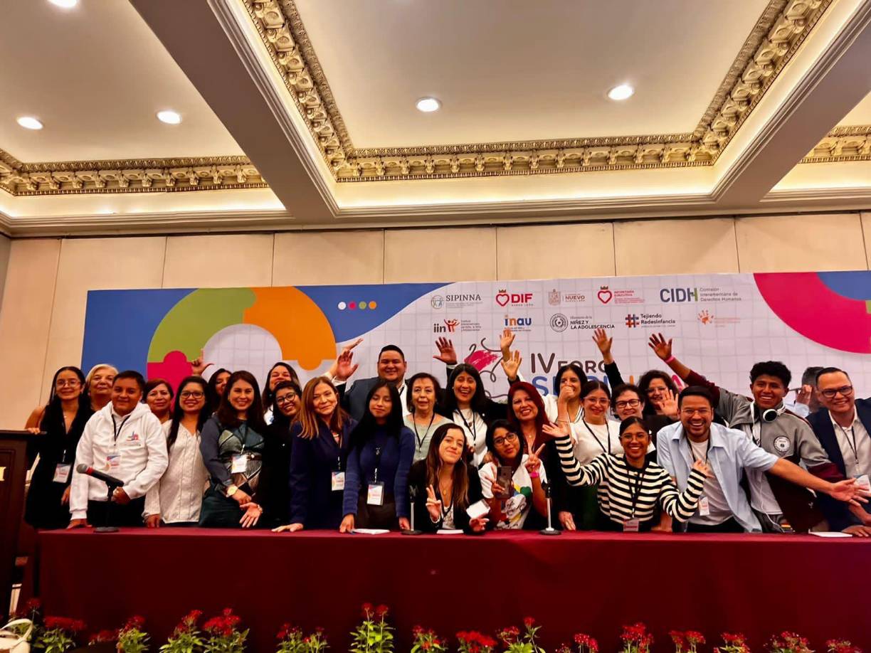 <b>En septiembre del año pasado, Diana participó en el IV Foro de Sistemas Integrales de Promoción y Protección de Niñas, Niños y Adolescentes (Sippinna) que se celebró en Monterrey, México. Ella fue la representante de Honduras y Latinoamérica y ahí pudo aprender sobre la crianza positiva.</b> 