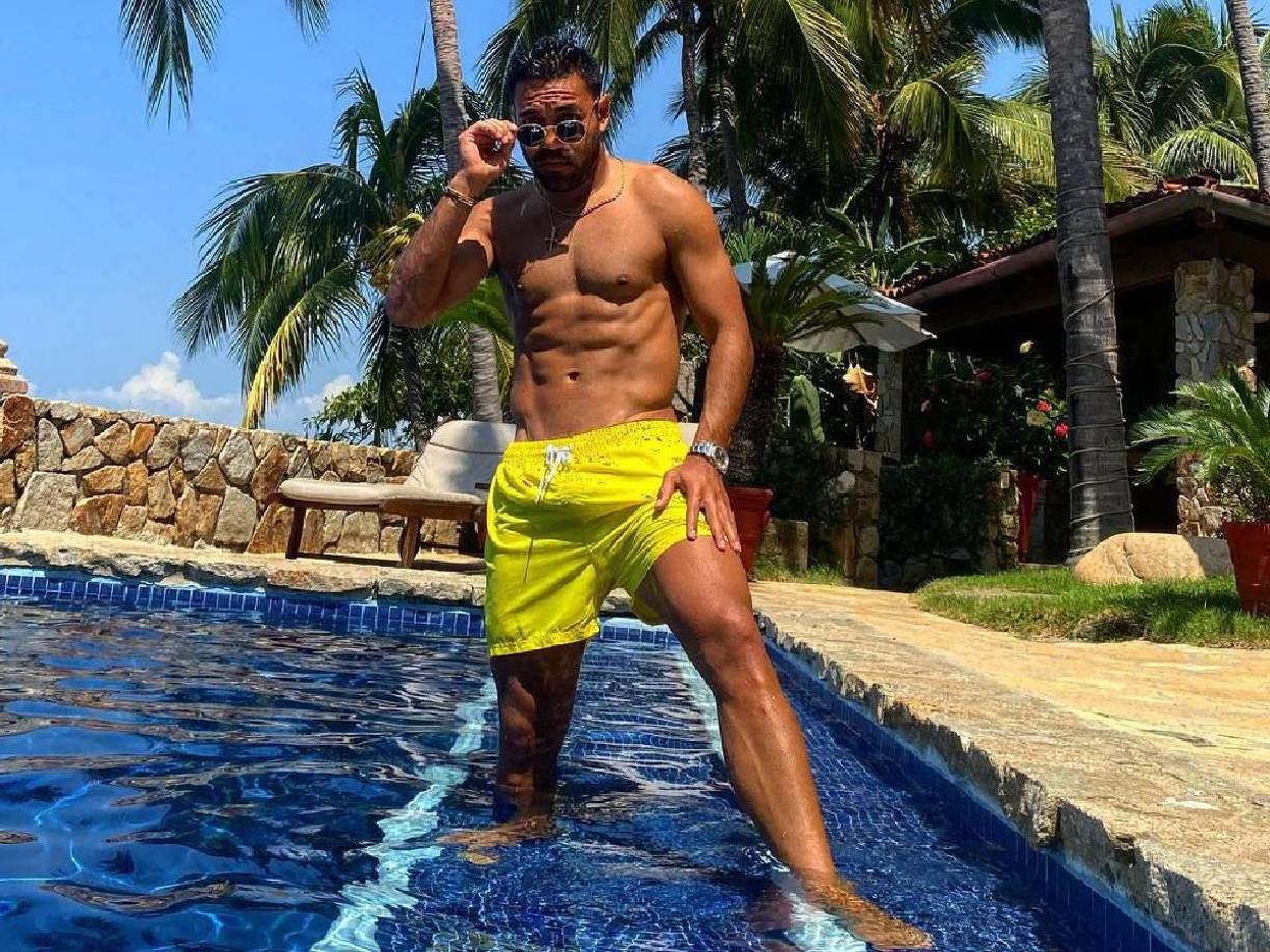 Marco Fabián, además de ser mandatario y socio del club en Europa, forma parte de la plantilla como futbolista en Andorra.