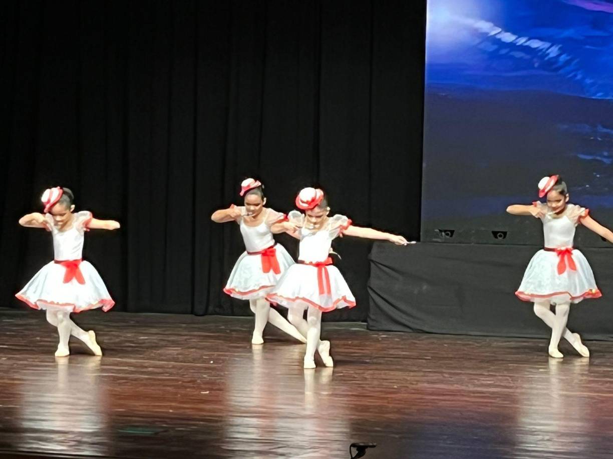 Su forma de ver la vida y su encantadora sonrisa la hacen una niña extraordinaria.