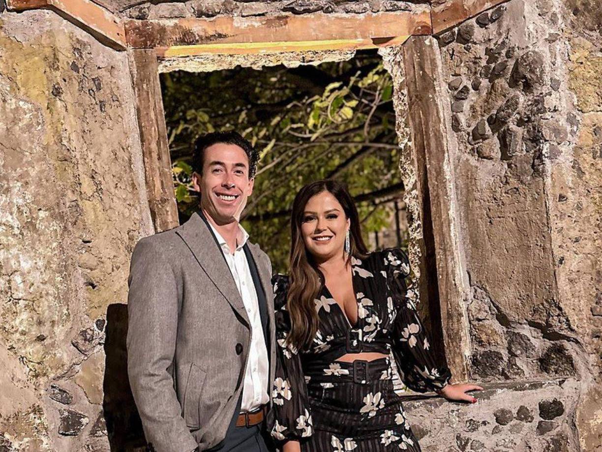 A lo largo de cinco años, Oscar Jiménez fue portero suplente del América. No obstante, no tuvo reparo en contarle a su esposa, Mariana Echeverría, como es que lo trató la afición americanista por sus errores.