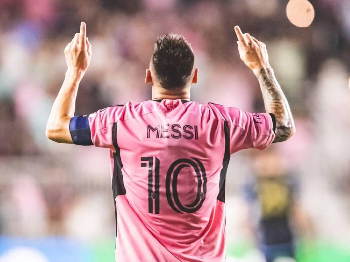 En dicho encuentro, las entradas tuvieron un valor entre los 200 dólares (5,000 lempiras) y los 375 dólares (9,500 lempiras).