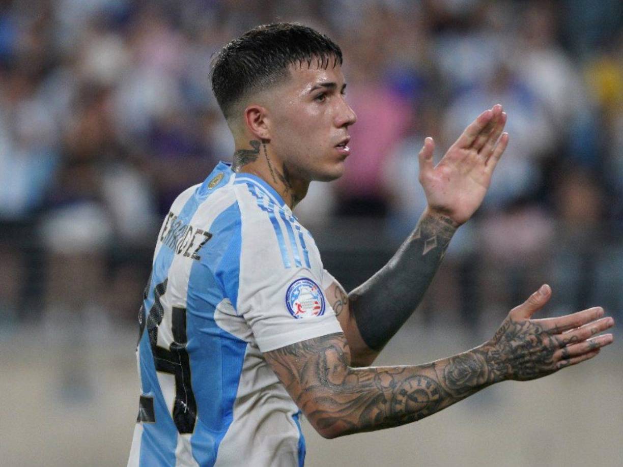 Enzo Fernández: Otro de los que formará parte del centro de campo de Argentina. 