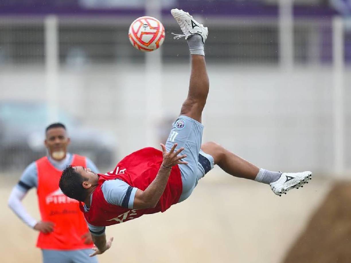 A principios de 2024, Marco Fabián sorprendió a sus miles de seguidores tras confirmar su regreso a Europa, pero con un cargo especial en el que jugaría y tomaría las riendas de un club desde la parte administrativa.