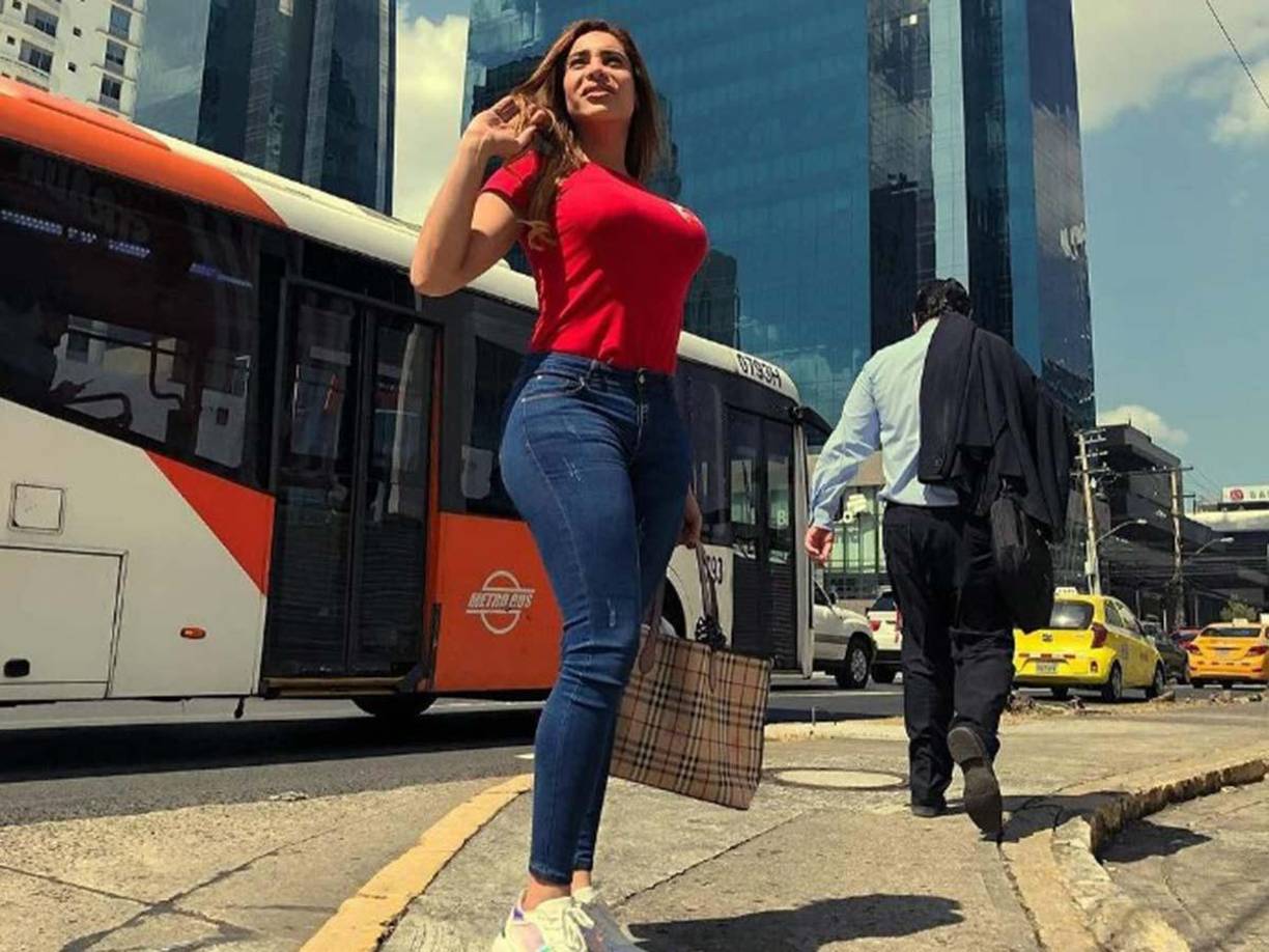 En una entrevista con el canal Univisión, Linda Yepes se negó a confirmar si es quien aparece en el video. 