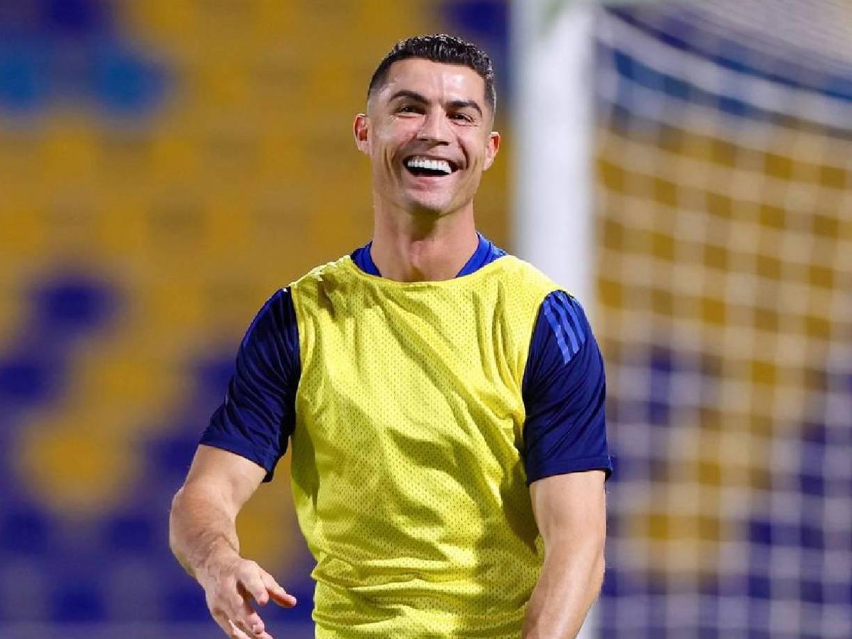 Cristiano Ronaldo rompió el récord de los 900 goles, pero no se conforma. El delantero portugués quiere alcanzar los mil, aunque declaró hace unos días que solo le quedan uno o dos años para retirarse como profesional.