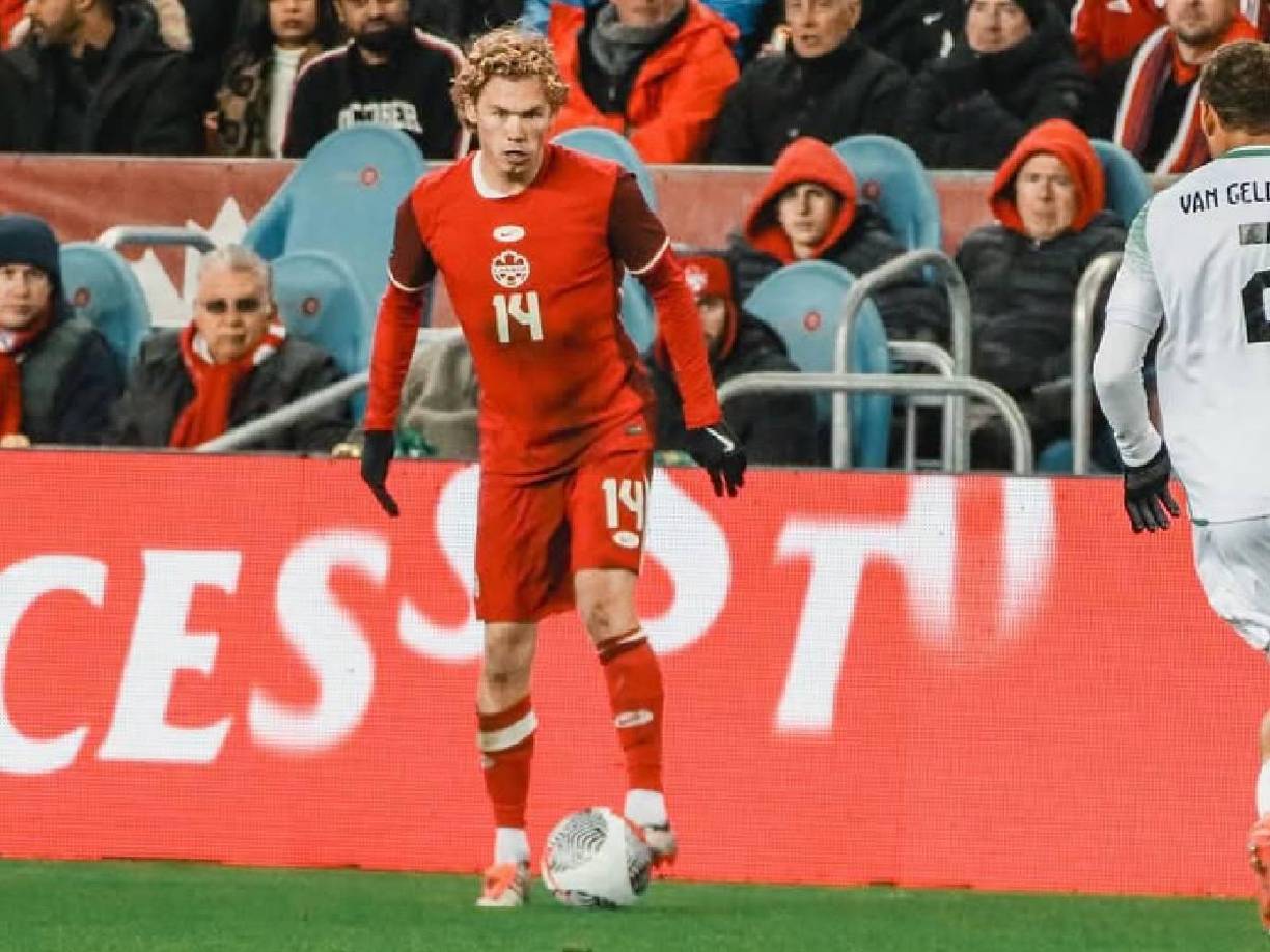 Jacob Shaffelburg (Canadá) - Un doblete de Shaffelburg en el partido de vuelta ayudó a asegurar la serie para Canadá. Además de sus dos tiros críticos, el veloz extremo colaboró con cuatro disparos y registró una tasa de pases completos del 87%.