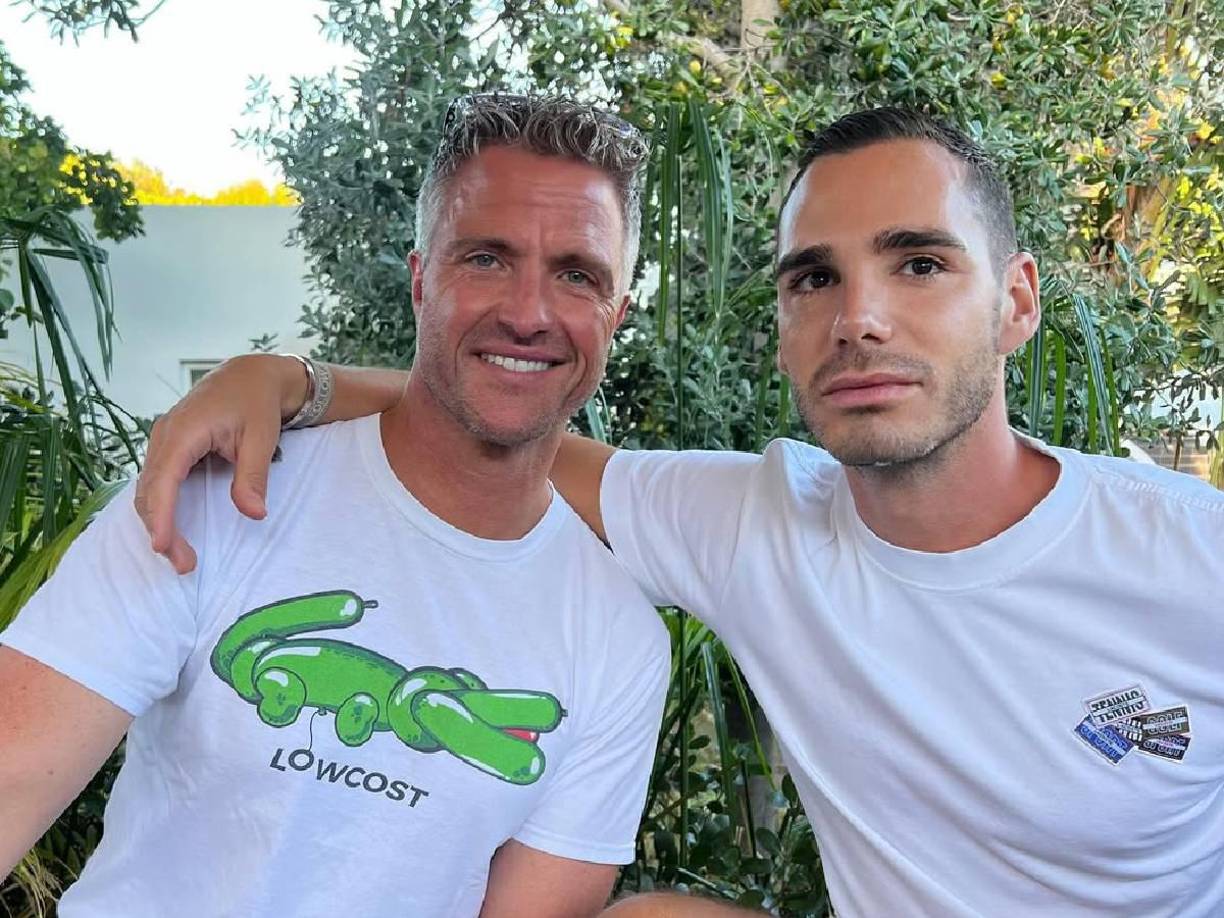 En su momento, Cora expresó al medio Der Spiegel: “Ojalá Ralf me hubiera involucrado o al menos me hubiera hecho partícipe de su decisión, habría sido una señal de respeto”.