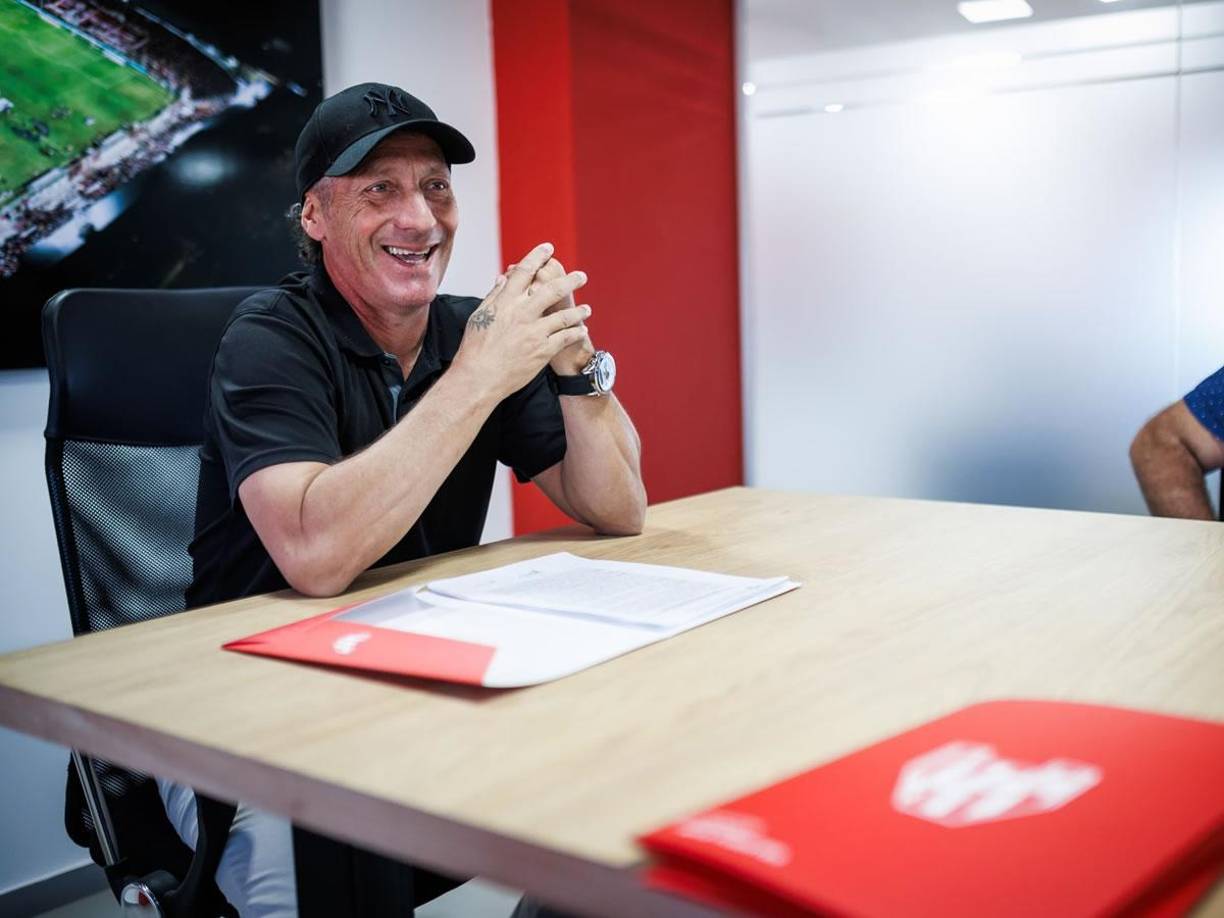 Troglio adelantó que su enfoque será imponer un estilo de juego intenso, buscando recuperar la pelota rápidamente y ser protagonistas en cada partido. Además, destacó la importancia de que los jugadores dejen “el alma en cada pelota”.