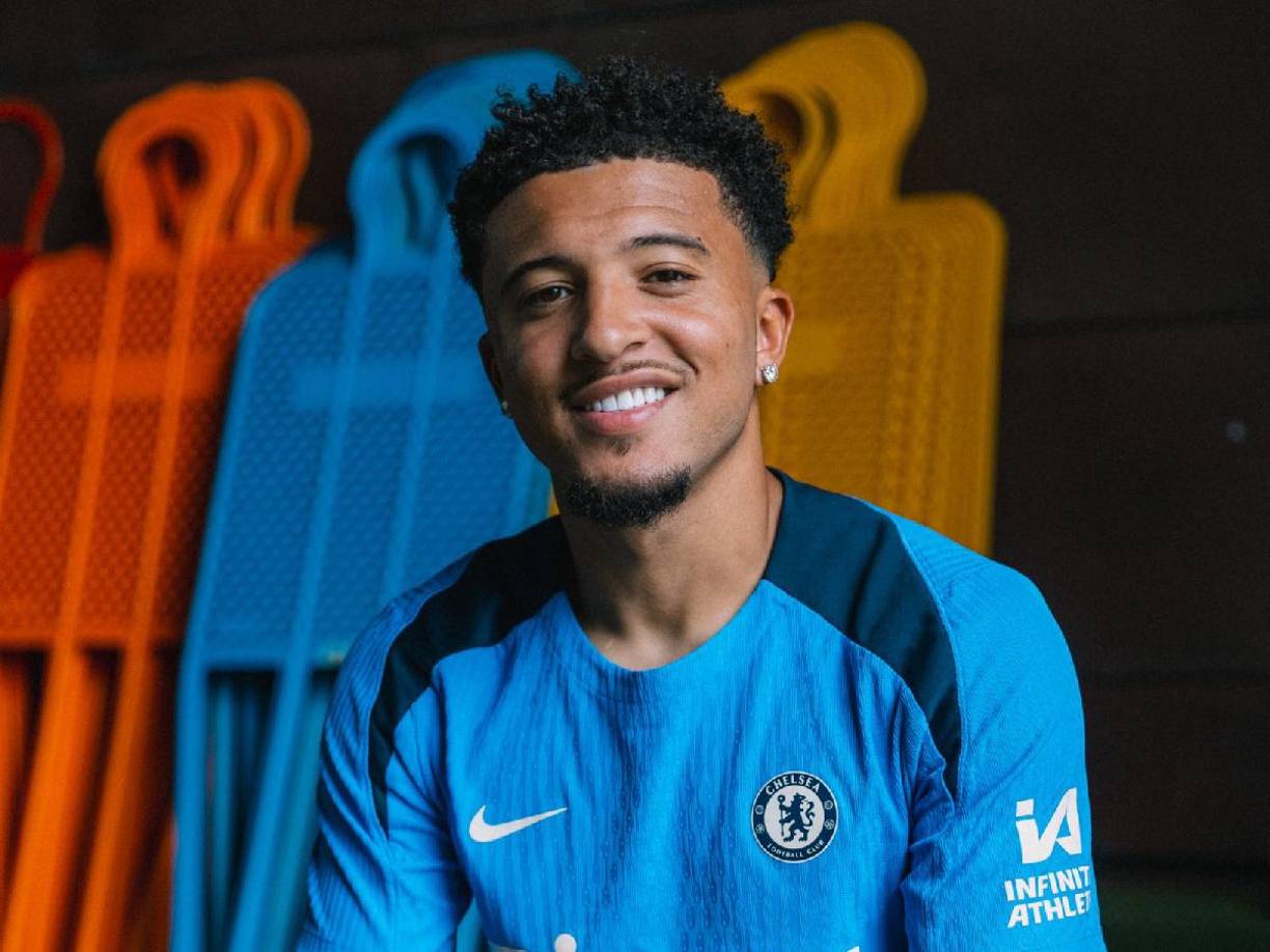 Enzo Maresca está encantado con la llegada de Jadon Sancho: “Ha sido exactamente lo que esperaba. Es un jugador muy bueno, tiene mucha calidad en el último tercio. Estoy seguro de que nos va a ayudar”.