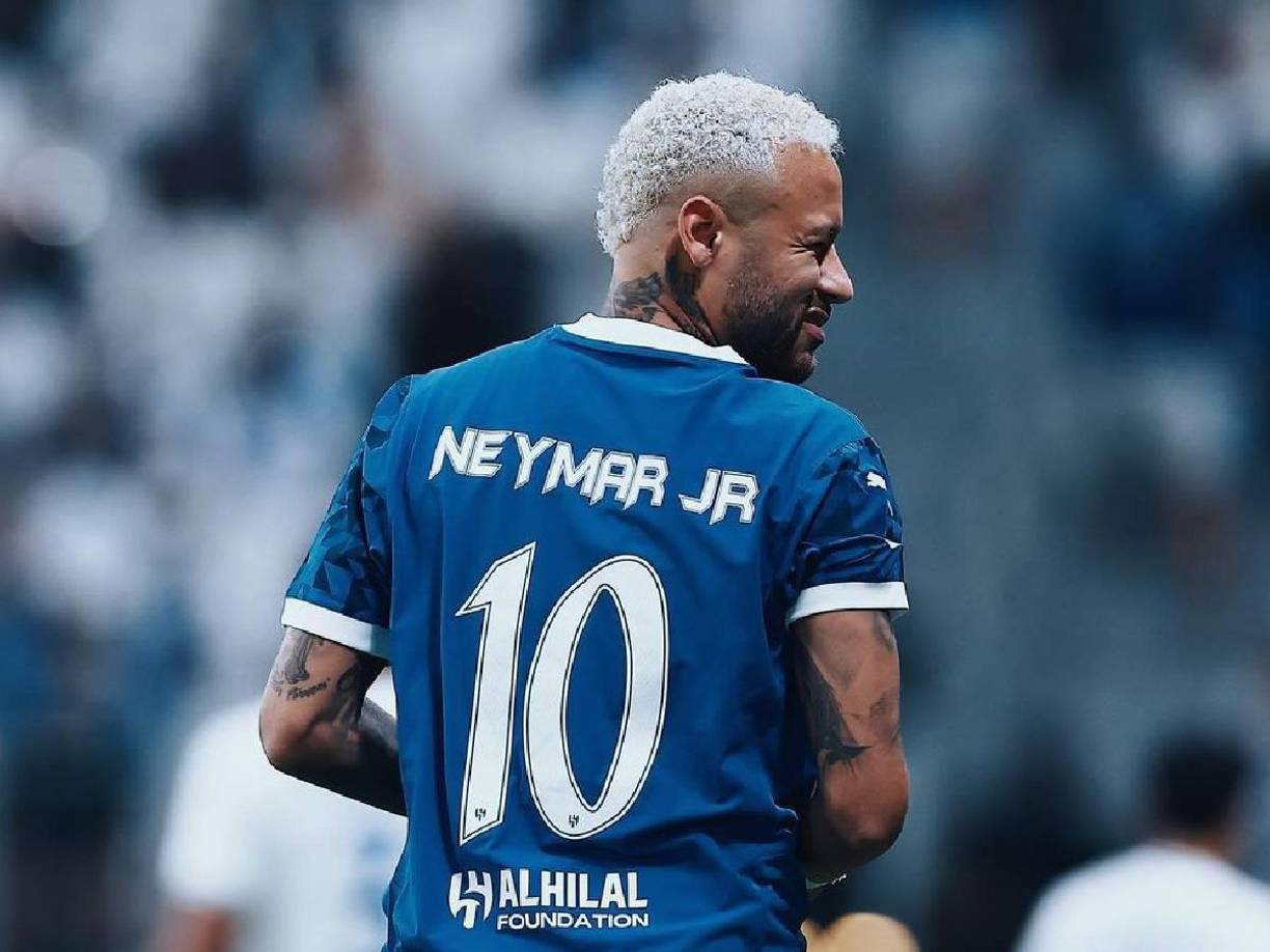 “No hay conversaciones en curso para que Neymar abandone el Al Hilal. Tiene contrato y está muy contento allí”, declaró Zahavi a Romano.