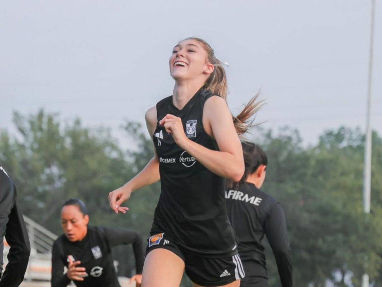 En las últimas horas el nombre de la futbolista de Tigres, Tatiana Flores, ha sido tendencia por rumores que la vinculan con la salida del entrenador del conjunto Felino, Robert Dante Siboldi.