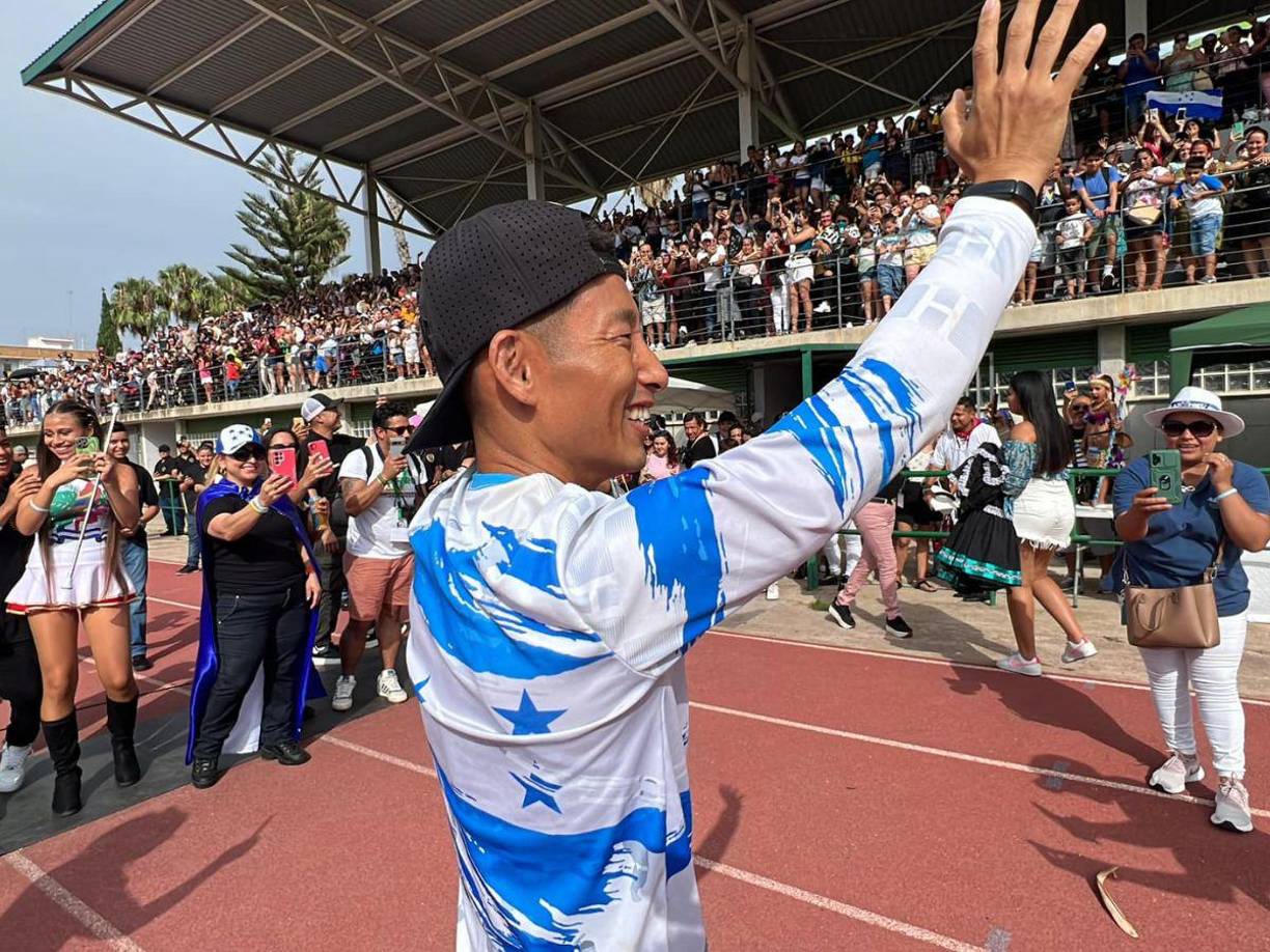 Shin Fujiyama ha dicho públicamente que su sueño frustrado fue jugar fútbol profesional.