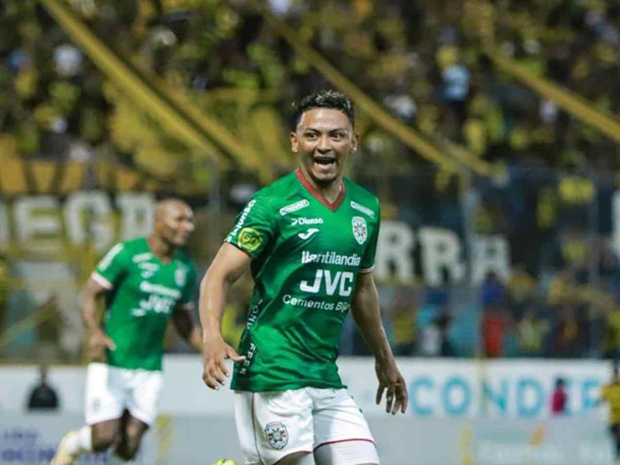 En el inicio del segundo tiempo, Alexy Vega se encargó de marcar un nuevo tanto y liquidó a la máquina. 