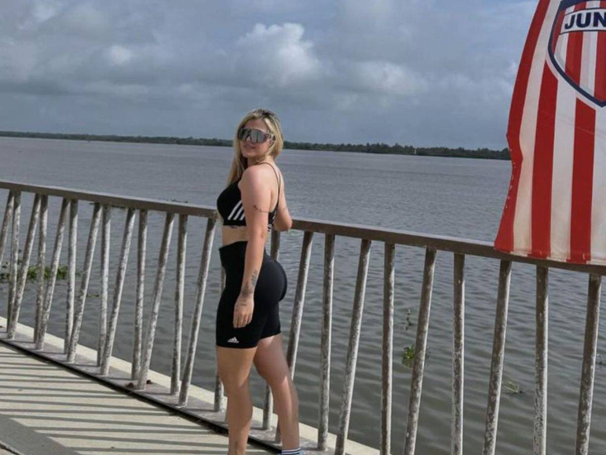 El jugador está casado con Angie Jiménez, una de las mujeres más bellas relacionadas al fútbol colombiano.