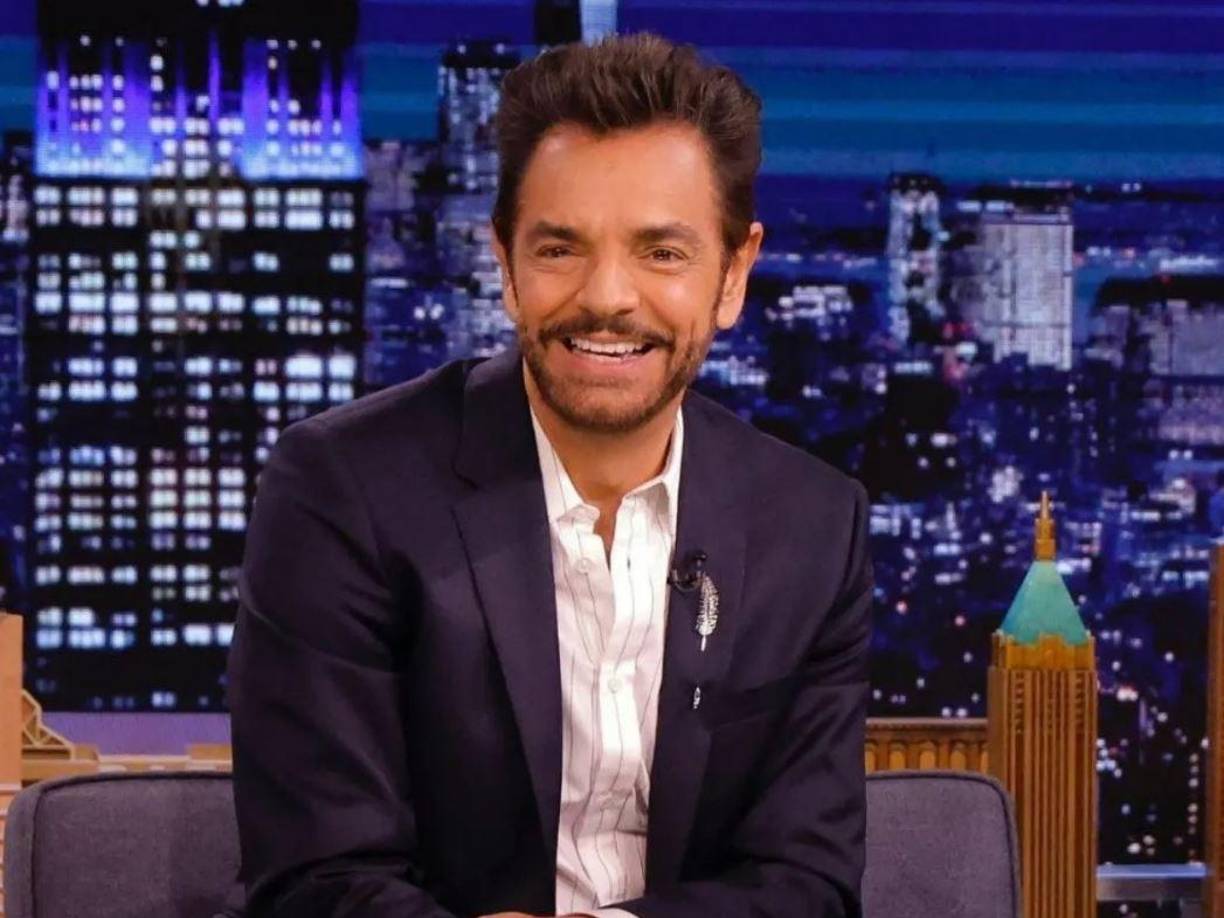  El percance sucedió previo al fin de semana. La lesión le causó un dolor intenso, pero aún así Eugenio Derbez realizó un viaje de Atlanta a Los Ángeles con duración de cuatro horas y media.