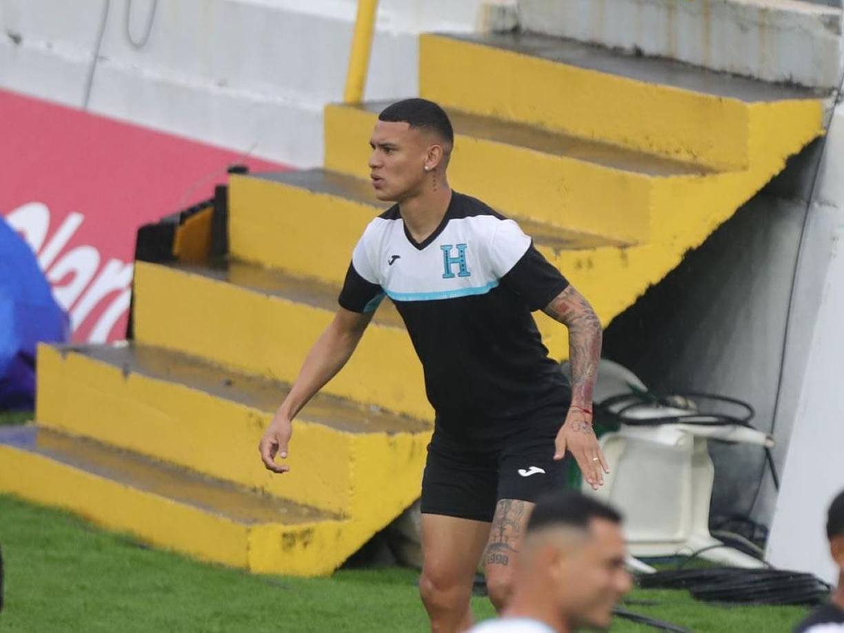 Rueda tiene la sensible baja del mediocampista Kervin Arriaga, quien se pierde el primer partido ante México por acumulación de amarillas. Estará disponible para la vuelta.