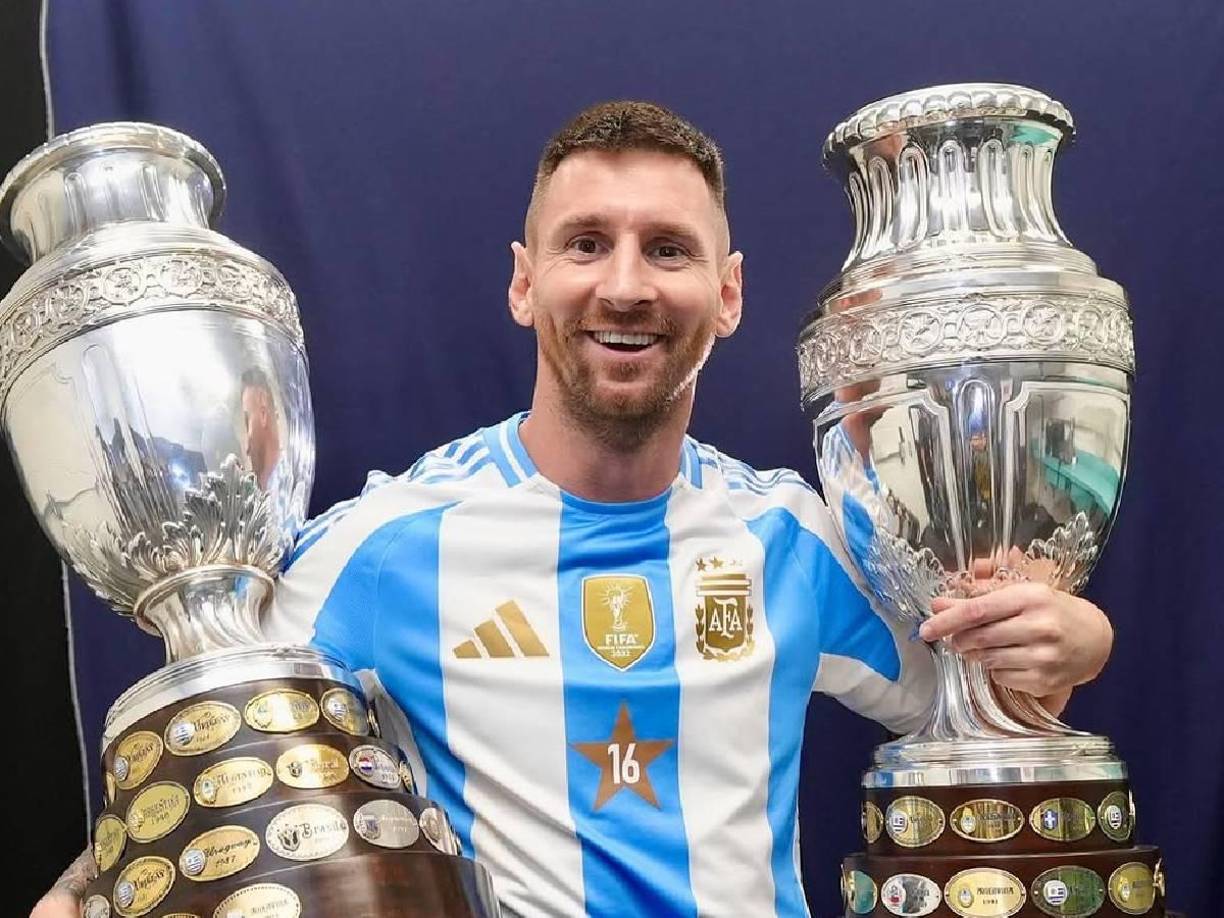 El capitán de la Selección Argentina fue considerado entre los mejores futbolistas del mundo de 2024 tras conquistar con el combinado nacional la Copa América de Estados Unidos y el Supporter ‘s Shield de la MLS con el Inter Miami.
