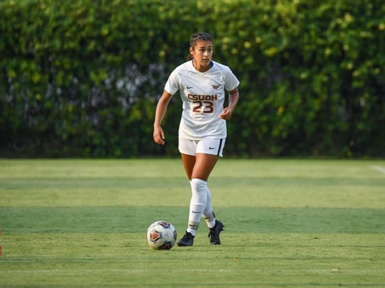 Ademas, reveló que, aunque buscó apoyo solo recibió respaldo verbal: “Sólo encontré un apoyo verbal diciéndome que contaba con ellos” y en su segundo torneo “se lanzaron a la tribuna cientos de volantes difamatorios”