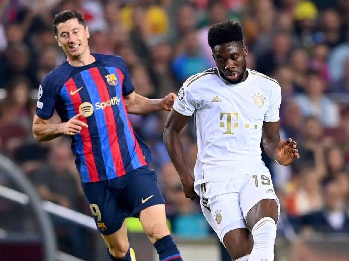 El Real Madrid y Bayern Múnich se reunirán en las próximas horas para negociar por Alphonso Davies.El club bávaro ha eliminado la oferta de renovación al canadiense, abriéndole así la puerta. Ferland Mendy, por otro lado, no está contento con la oferta realizada por el club blanco, detalla AS.