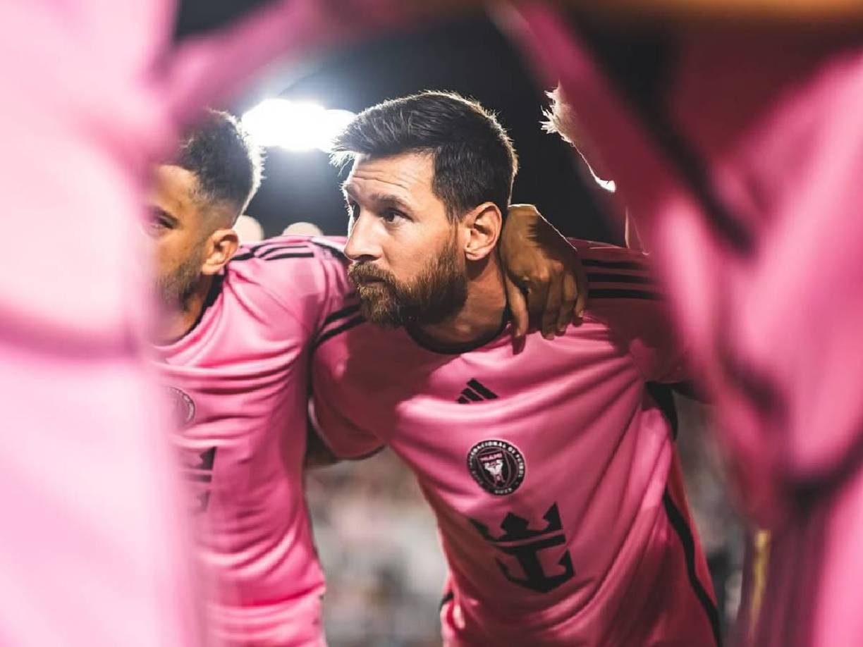 Y continuó: ”No queremos un saludos o hablar de temas personales con Lionel, queremos conocer su actualidad en cuanto a temas deportivos para trasladarle la información a sus millones de seguidores”.