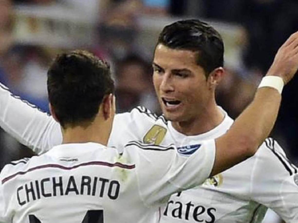 En esa etapa, el futbolista mexicano compartió vestuario con Cristiano Ronaldo.