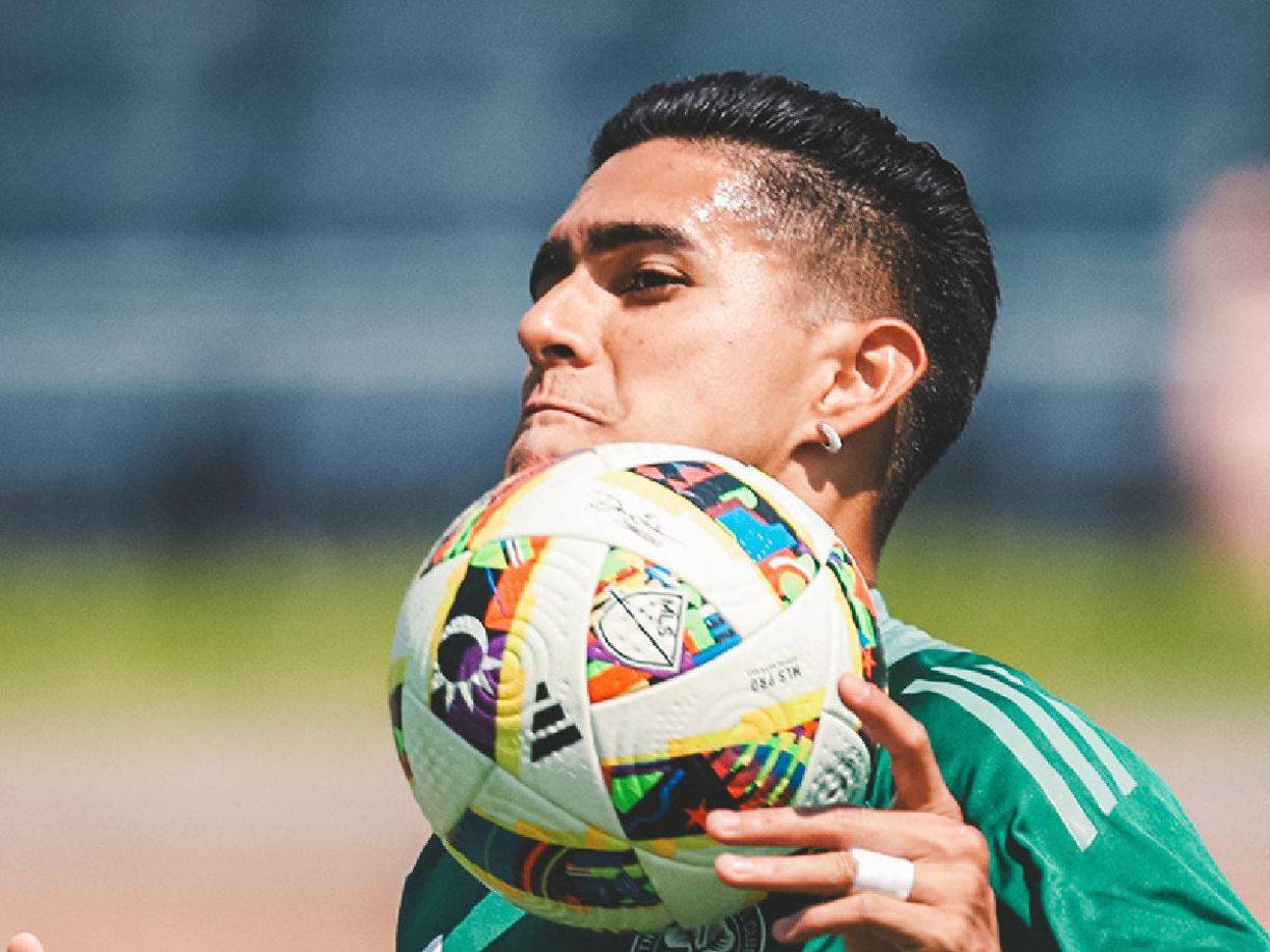 Luis Palma se lució al marcarle un golazo al Chelsea en juego amistoso siendo su segundo gol consecutivo ya que anteriormente le marcó al Manchester City.