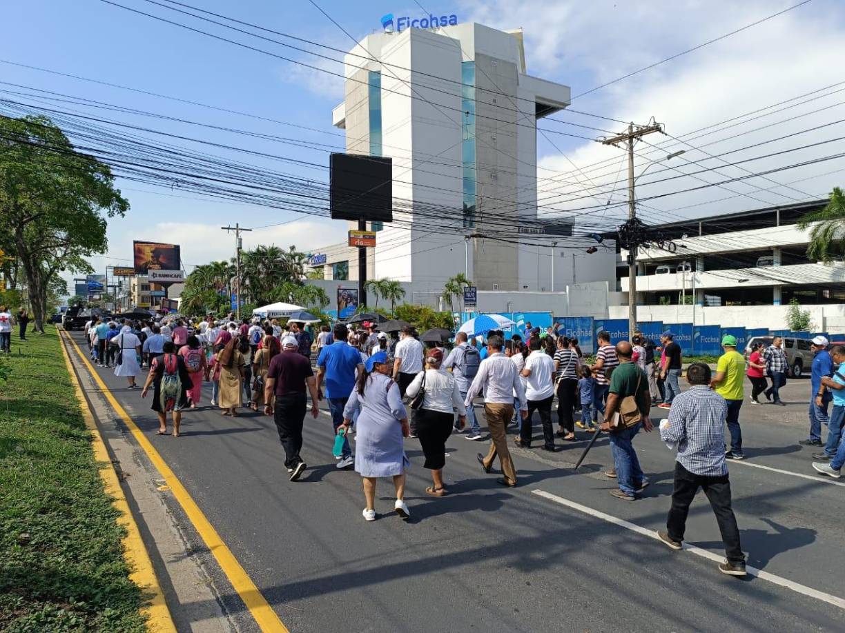 En San Pedro Sula marchan contra la ideología de género en Honduras