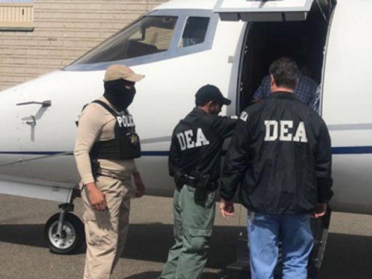 En medio del narco escándalo, la presidenta Xiomara Castro denunció el Tratado de Extradición con Estados Unidos, que ha permitido luchar contra el narcotráfico y que ha facilitado la entrega de alrededor de 50 hondureños implicados en el tráfico de cocaína y fentanilo.