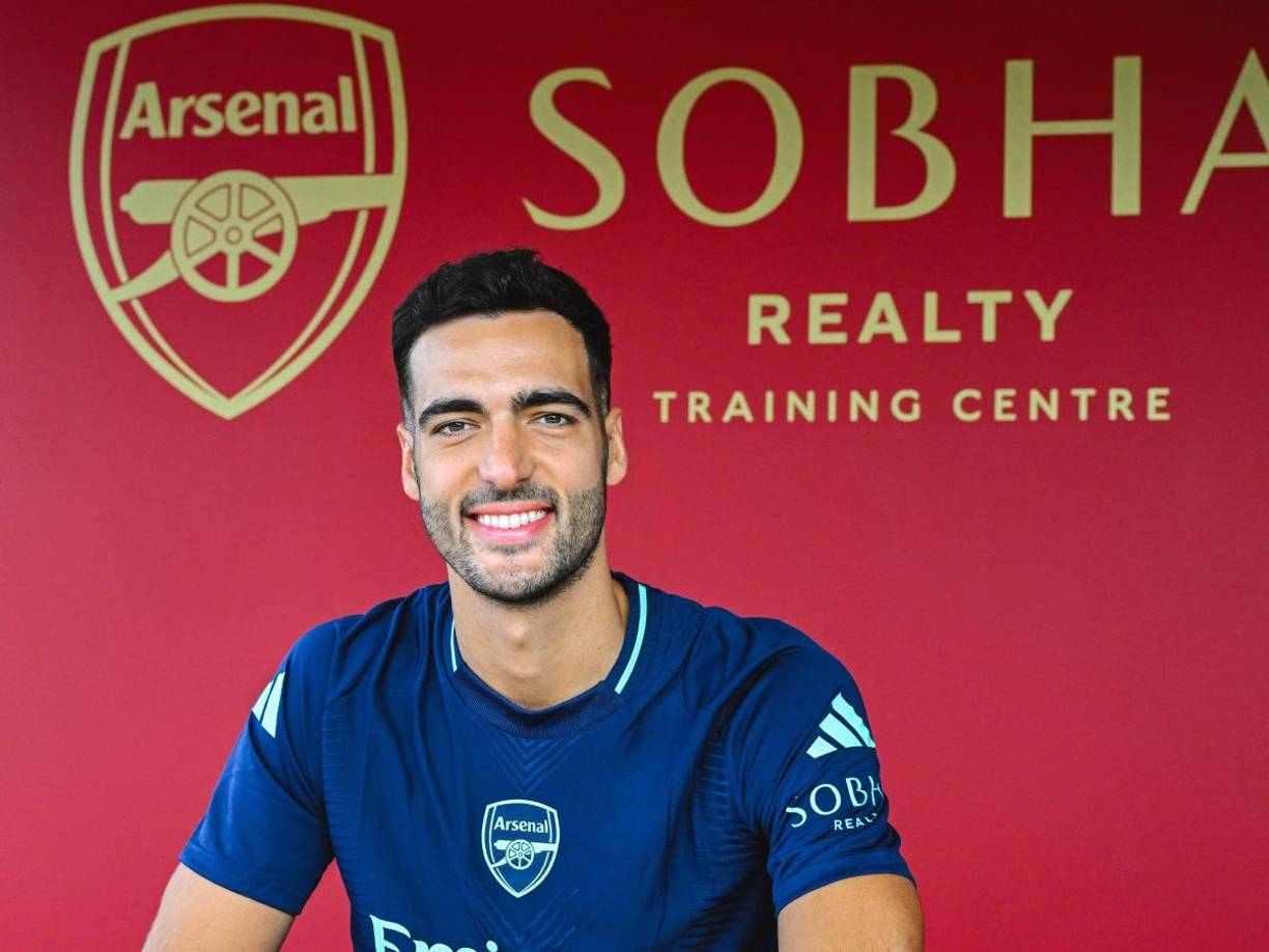 Procedente de la Real Sociedad, el Arsenal ha fichado al mediocentro español Mikel Merino por 32.000.000 € + 5M€ bonus. Firma hasta junio de 2028.