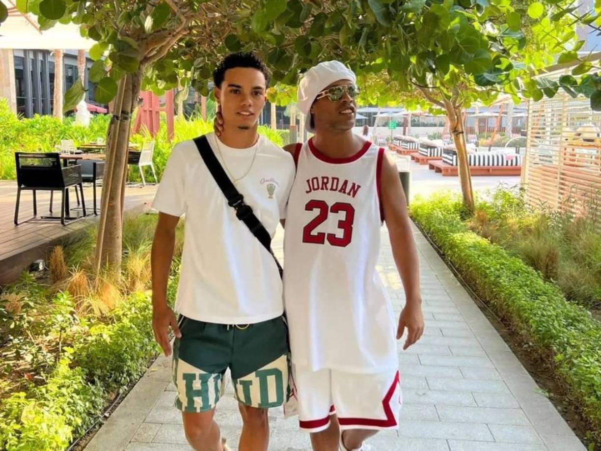 El fichaje de Joao por el Burnley llegaría por la influencia de su padre. Además, el atacante desembarca con la carta de libertad bajo el brazo.