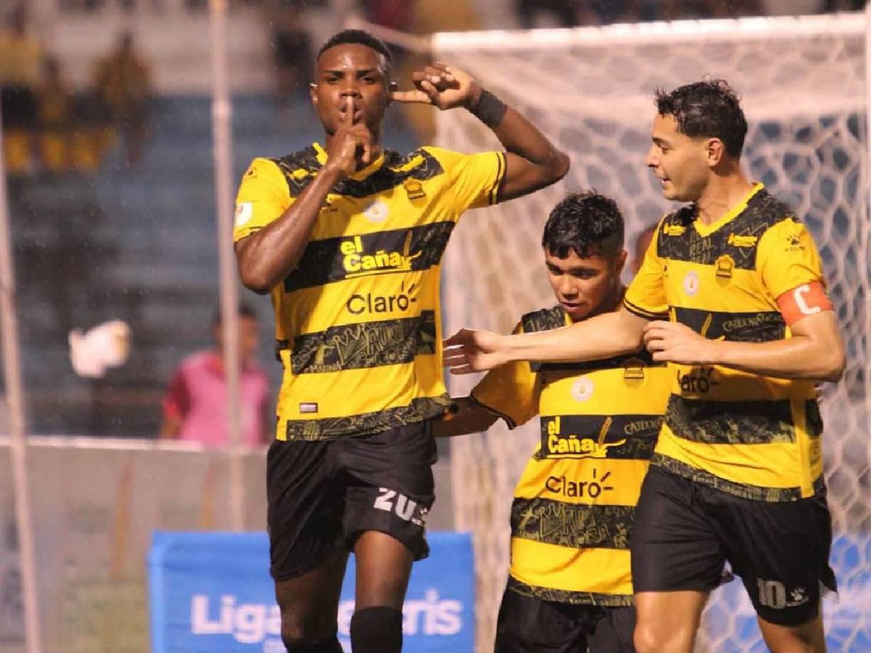 Cartter Bodden: el joven futbolista cerró su ciclo con el Real España para unirse al Locomotive FC de la USL Championship, la segunda división del fútbol de Estados Unidos.