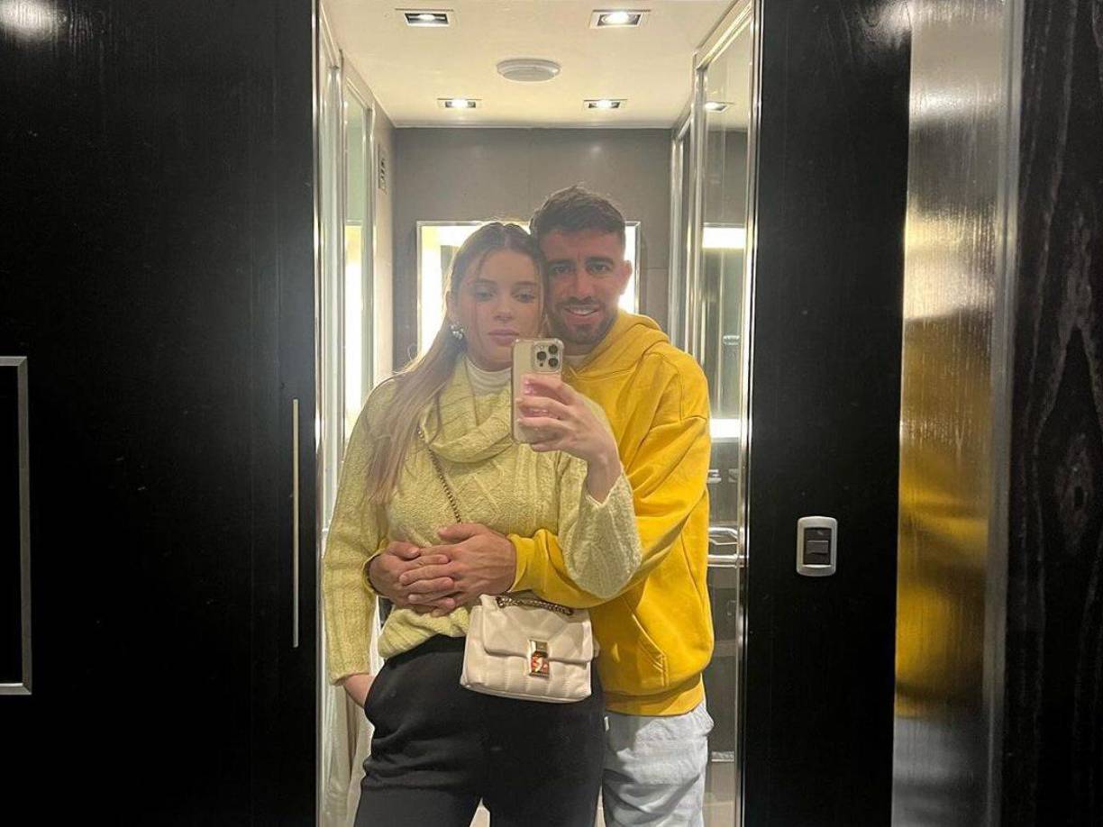 ”Nunca olvides quién sos, mi amor. Ese día que tanto esperas llegará”, indicó Cecilia en palabras para Agustín Auzmendi.