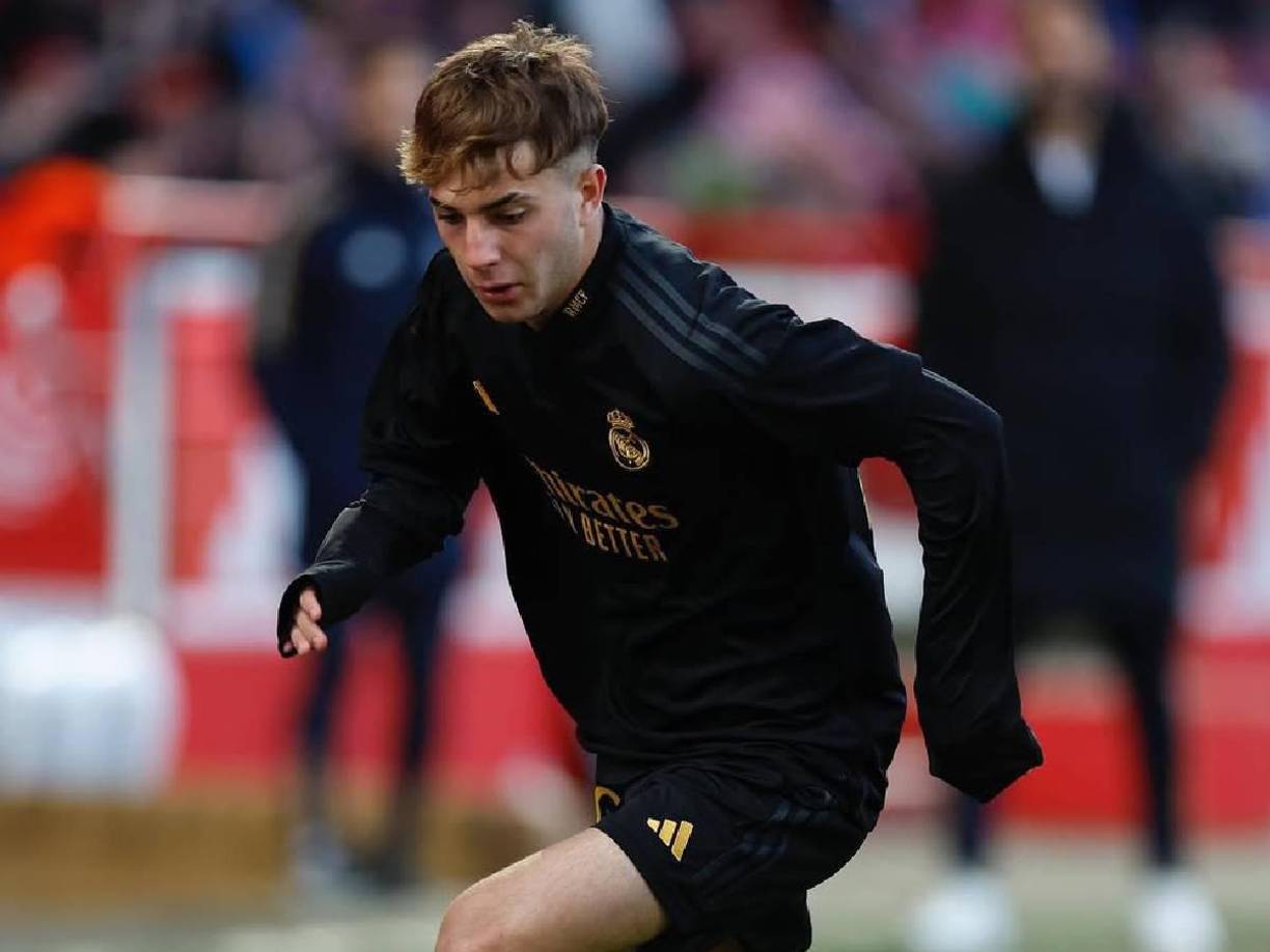 Se trata del joven español, Daniel Yáñez, quien tuvo la oportunidad de disputar sus primeros minutos con la plantilla del Real Madrid en la Liga Española.