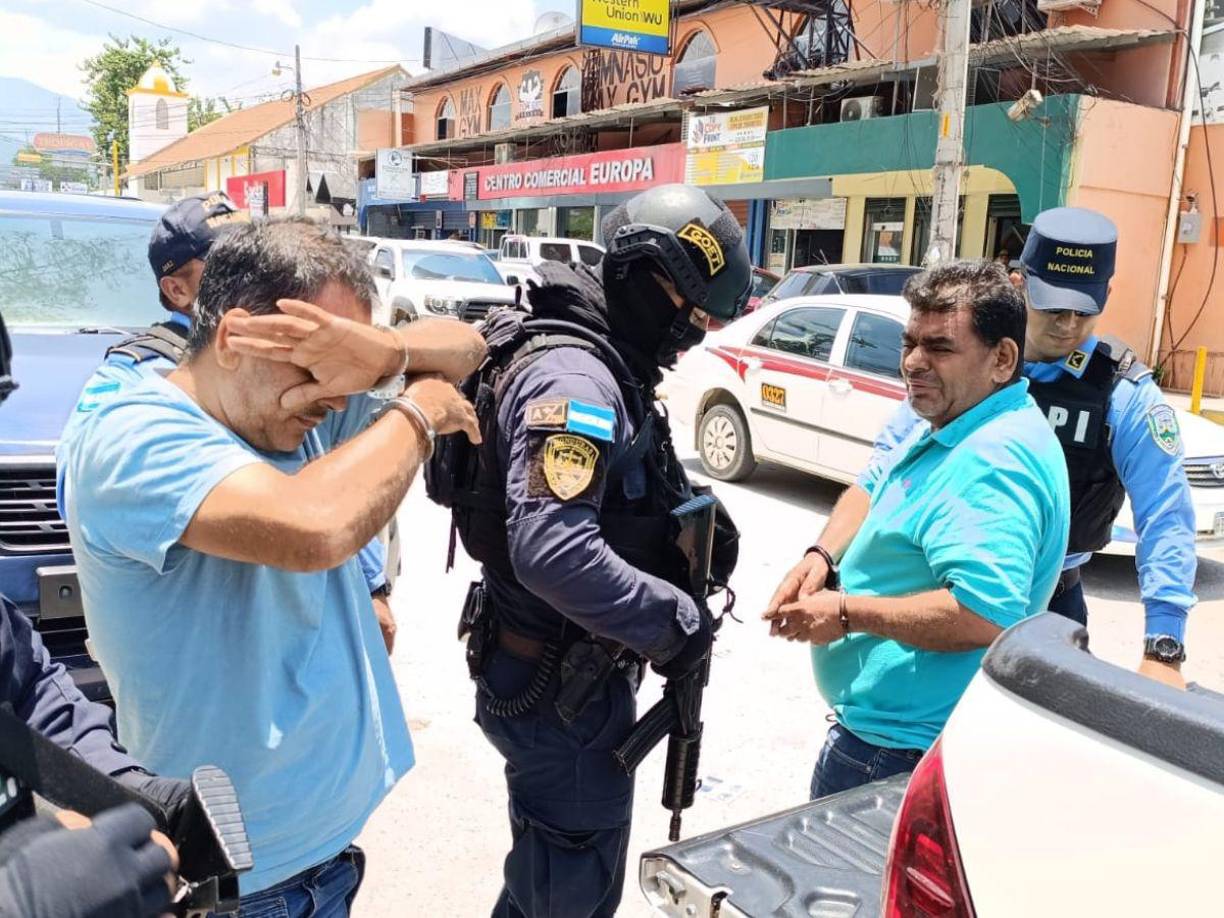 El Ministerio Público a través de la Unidad Especial de trata y tráfico de personas del Ministerio Público efectuó varios allanamientos en la colonia Rubí de Choloma para capturar a los hermanos Mario y Manuel Fernández.