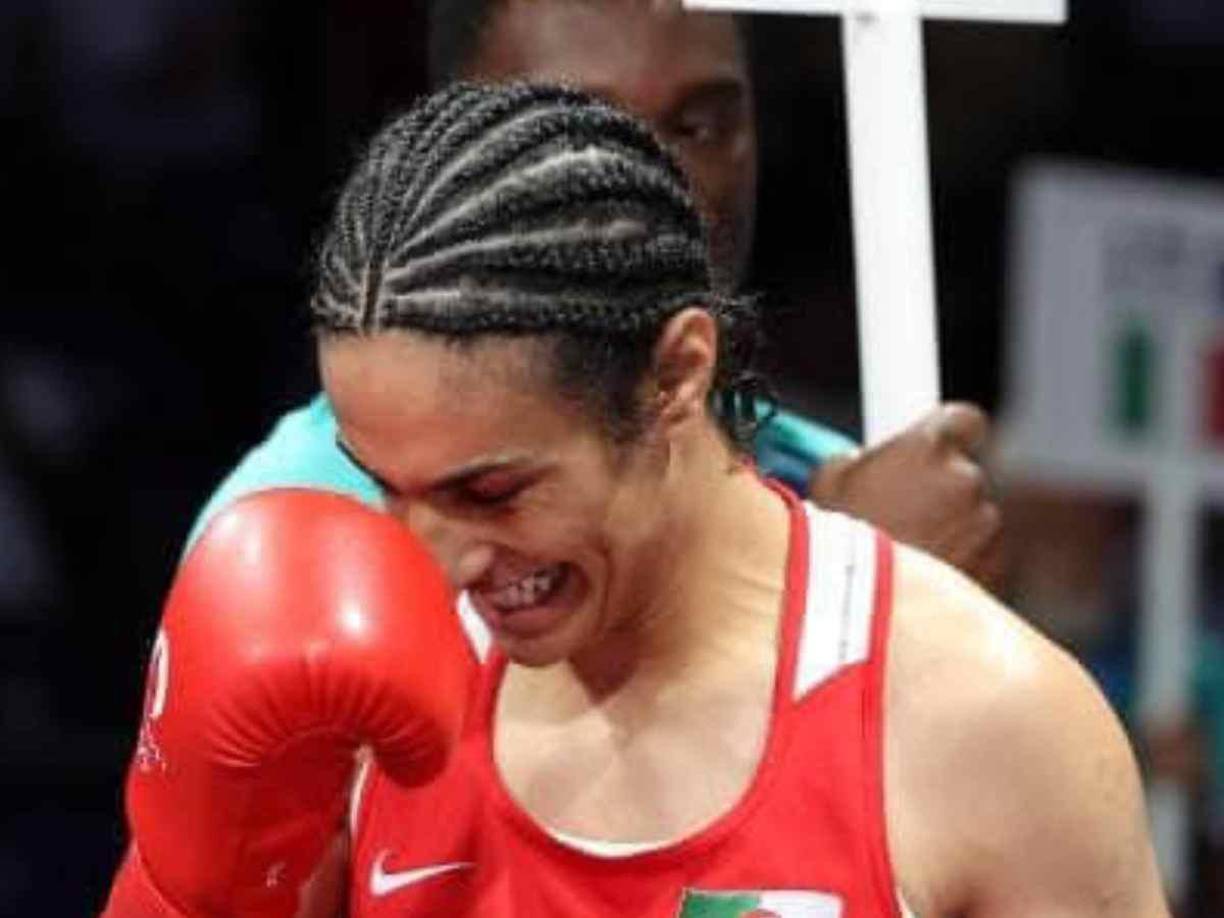 En el informe, realizado por el hospital Kremiin-Bicêtre de París y el hospital Mohamed Lamine Debaghine de Argel, y revelado por el periodista francés Djaffar Ait Aoudia en Le Correspondant, se recoge que Khelif sufre deficiencia de 5 alfa-reductasa, un trastorno del desarrollo sexual que sólo se presenta en hombres biológicos.